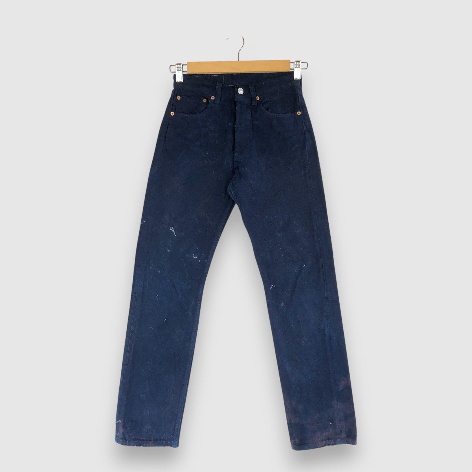 Levi's Vintage Levis 501 Distressed Jeans Levi's Purple Denim Size 28" / US 6 / IT 42 - 1 Thumbnail