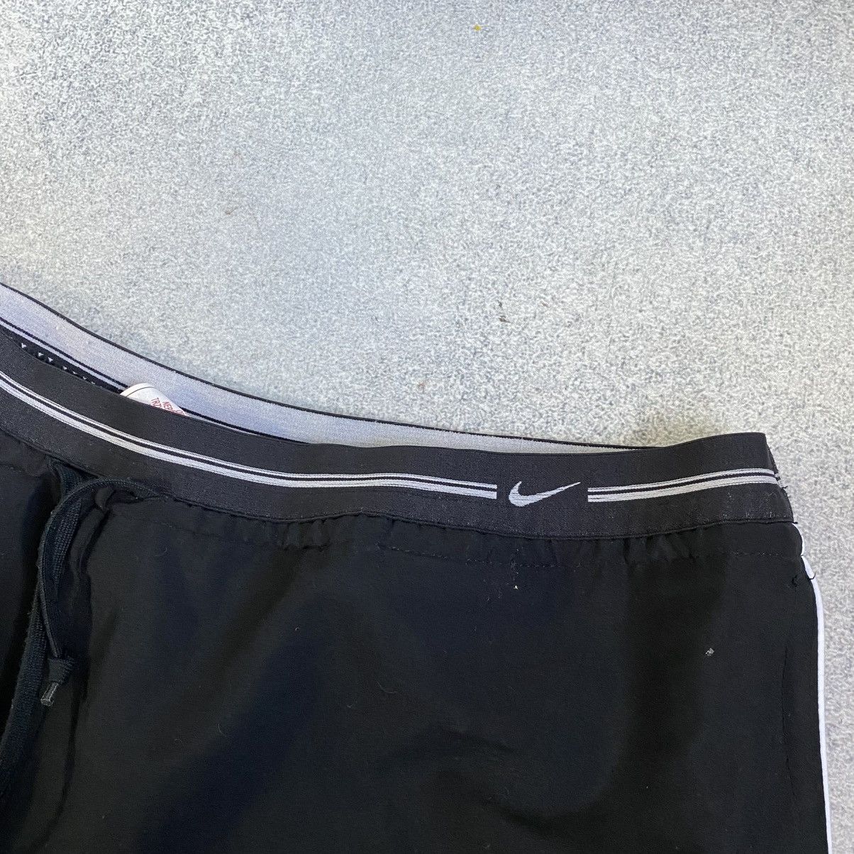 Nike Vintage Y2K Nike Track Pants Baggy Nylon Size US 36 / EU 52 - 6 Thumbnail