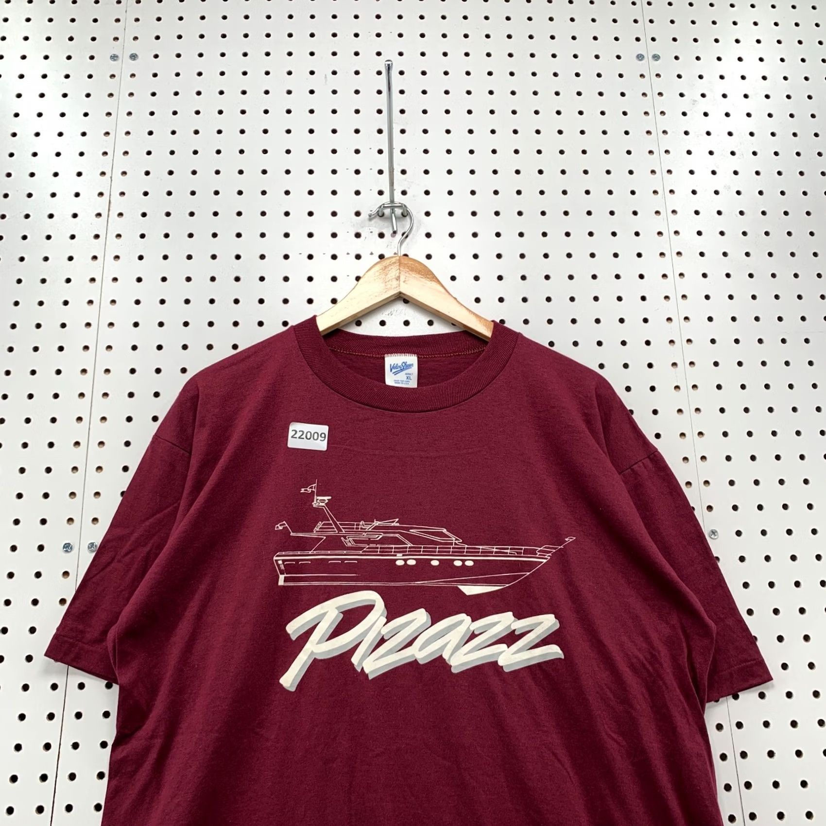 Velva Sheen VINTAGE Velva Sheen Yacht Shirt Red XL Adult 24x29.5 Short Sleeve Crew Neck T-Shirt 80s 80s Boat Mens Size US XL / EU 56 / 4 - 6 Thumbnail