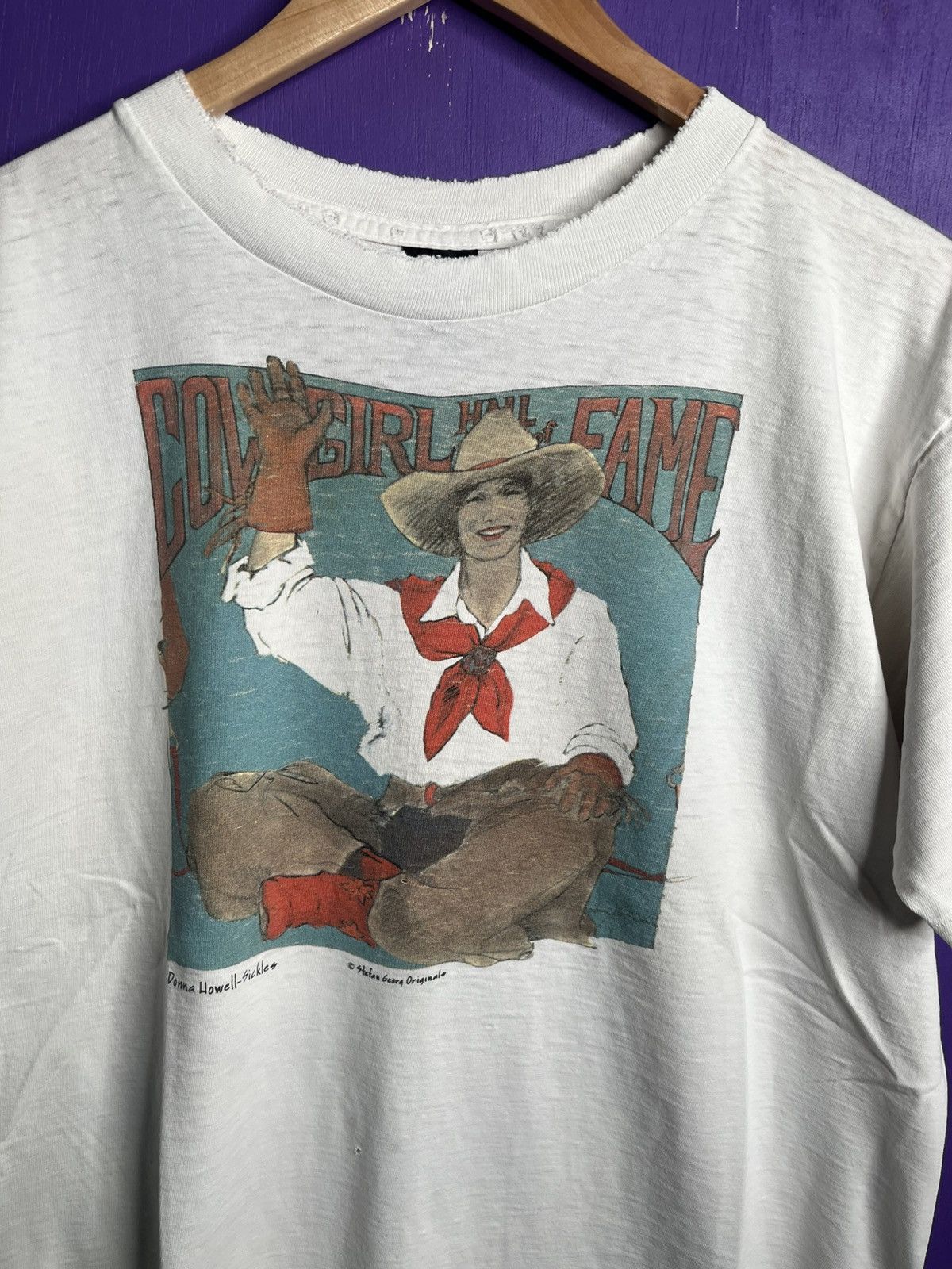 Vintage Vintage 90s Cowgirl hall of fame art t-shirt Size US L / EU 52-54 / 3 - 3 Thumbnail