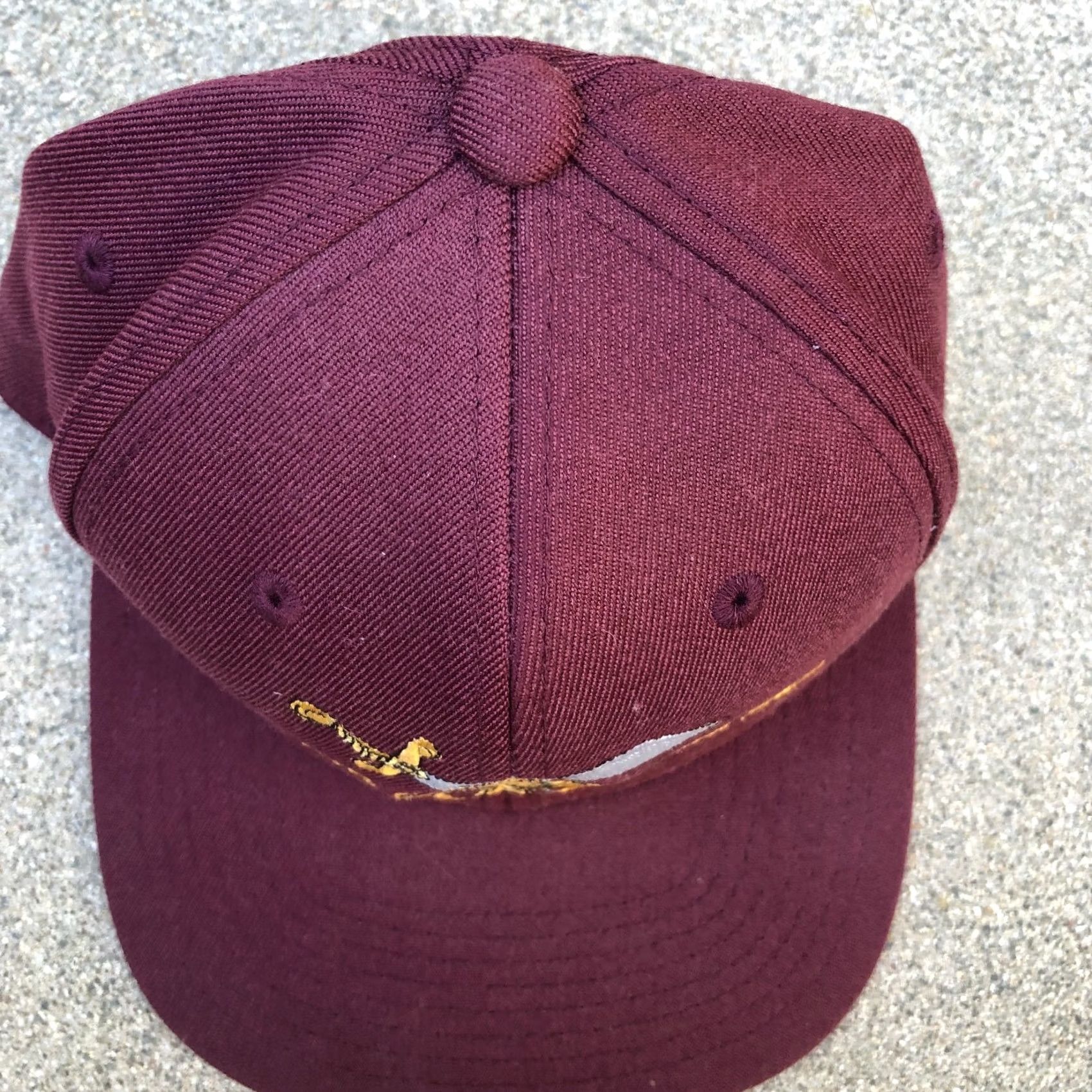 Vintage YUPOONG AMASIS TEMPLE NO. 262 Snapback Hat Men's One Size Wool Blend Cap Red Size ONE SIZE - 3 Thumbnail
