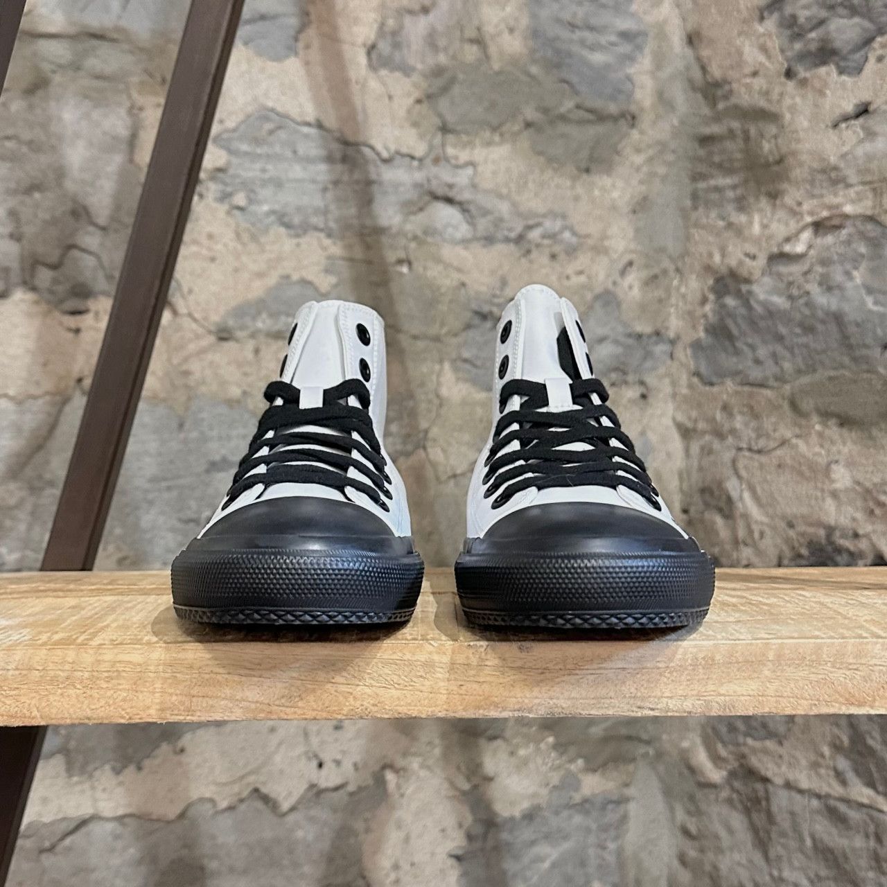 Burberry Burberry Larkhall White Canvas Logo High-top Sneakers Size US 6 / EU 39 - 3 Thumbnail