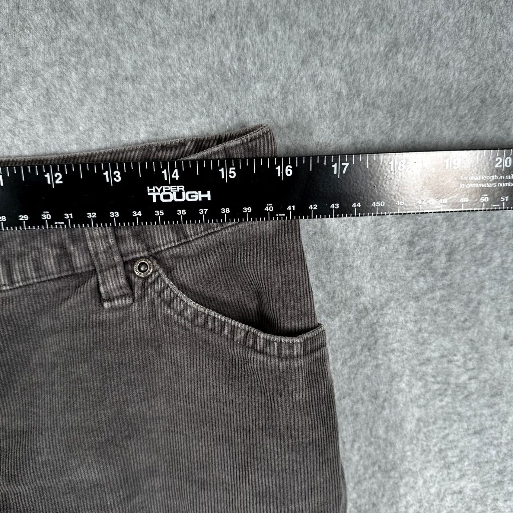 Vintage St. John's Bay Chino Pants Dark Gray Women's 12P Corduroy Flat Front Bootcut Pockets Petite Boys? Size 34" / US 12 / IT 48 - 4 Thumbnail