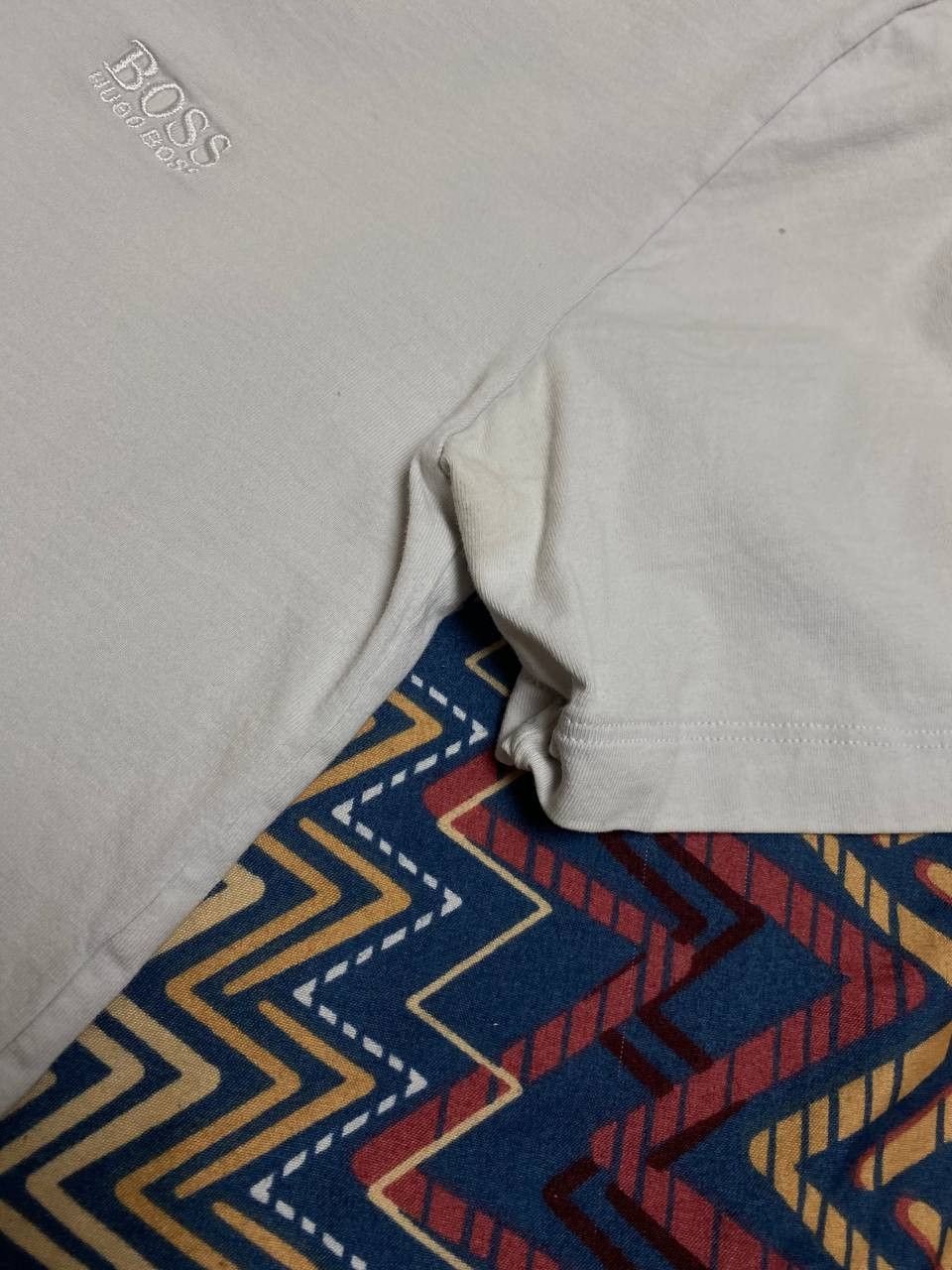 Hugo Boss × Vintage Boss Hugo Boss T-Shirt Mens Short Sleeve White Size US S / EU 44-46 / 1 - 12 Thumbnail