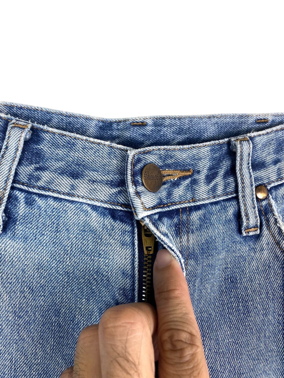 Wrangler Rare‼️ Vintage Wrangler Distressed Jeans Size US 32 / EU 48 - 3 Thumbnail