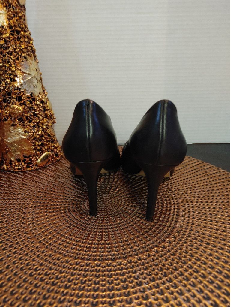 Vince Camuto Vince Camuto Jaynita Heels Size 6.5M Size US 6.5 / IT 36.5 - 4 Thumbnail