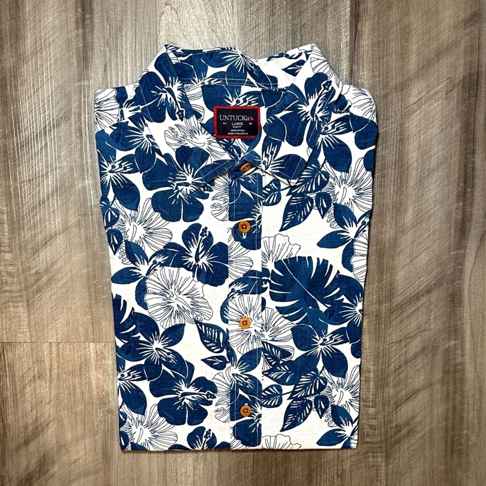 UNTUCKit UNTUCKit Floral Hawaiian Slim Short Sleeve Button Down Large Men Blue Size US 33 - 2 Thumbnail