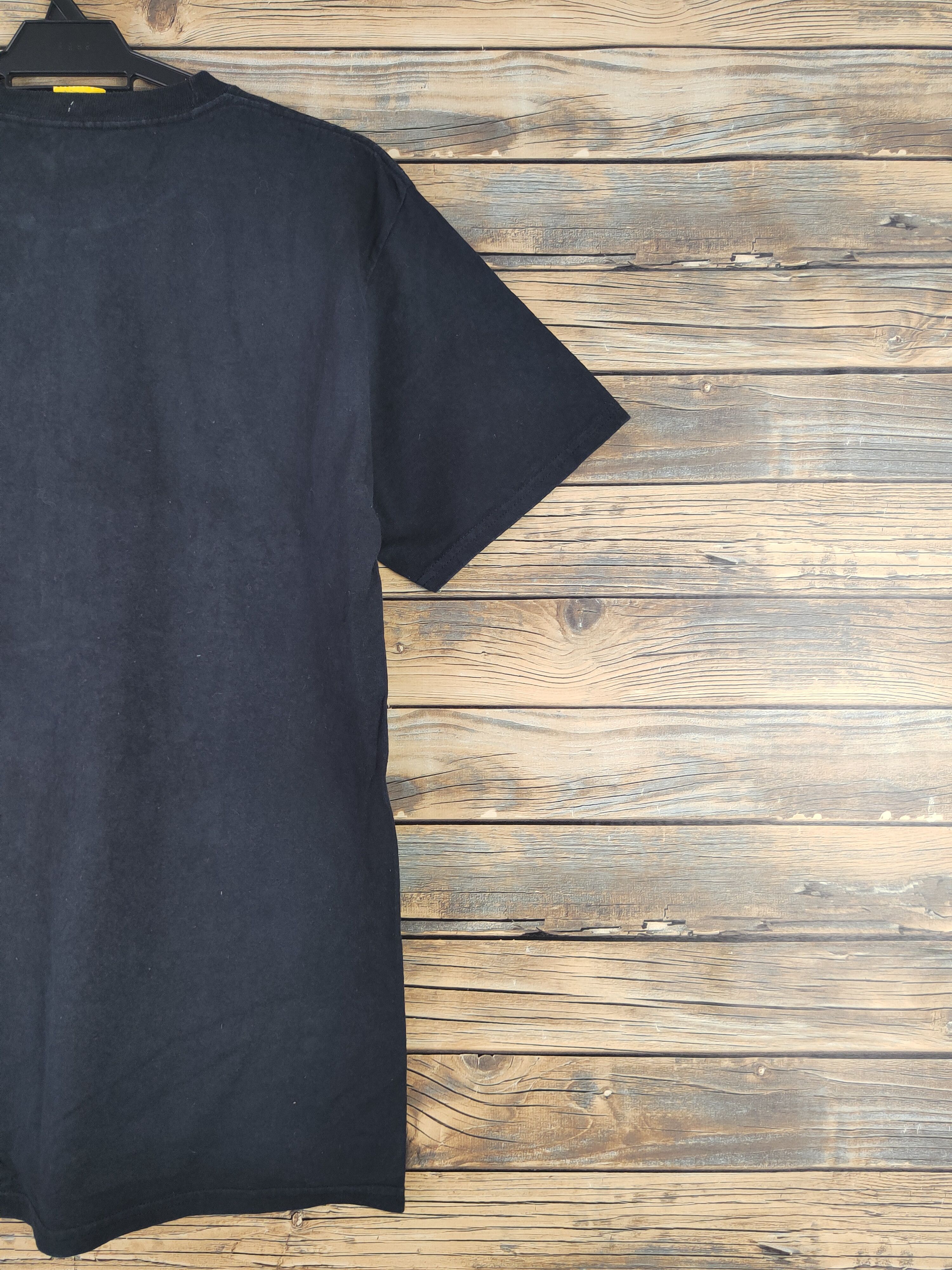 Japanese Brand DL Hanes Black Short Sleeve T-shirt #2558 Size US M / EU 48-50 / 2 - 10 Thumbnail