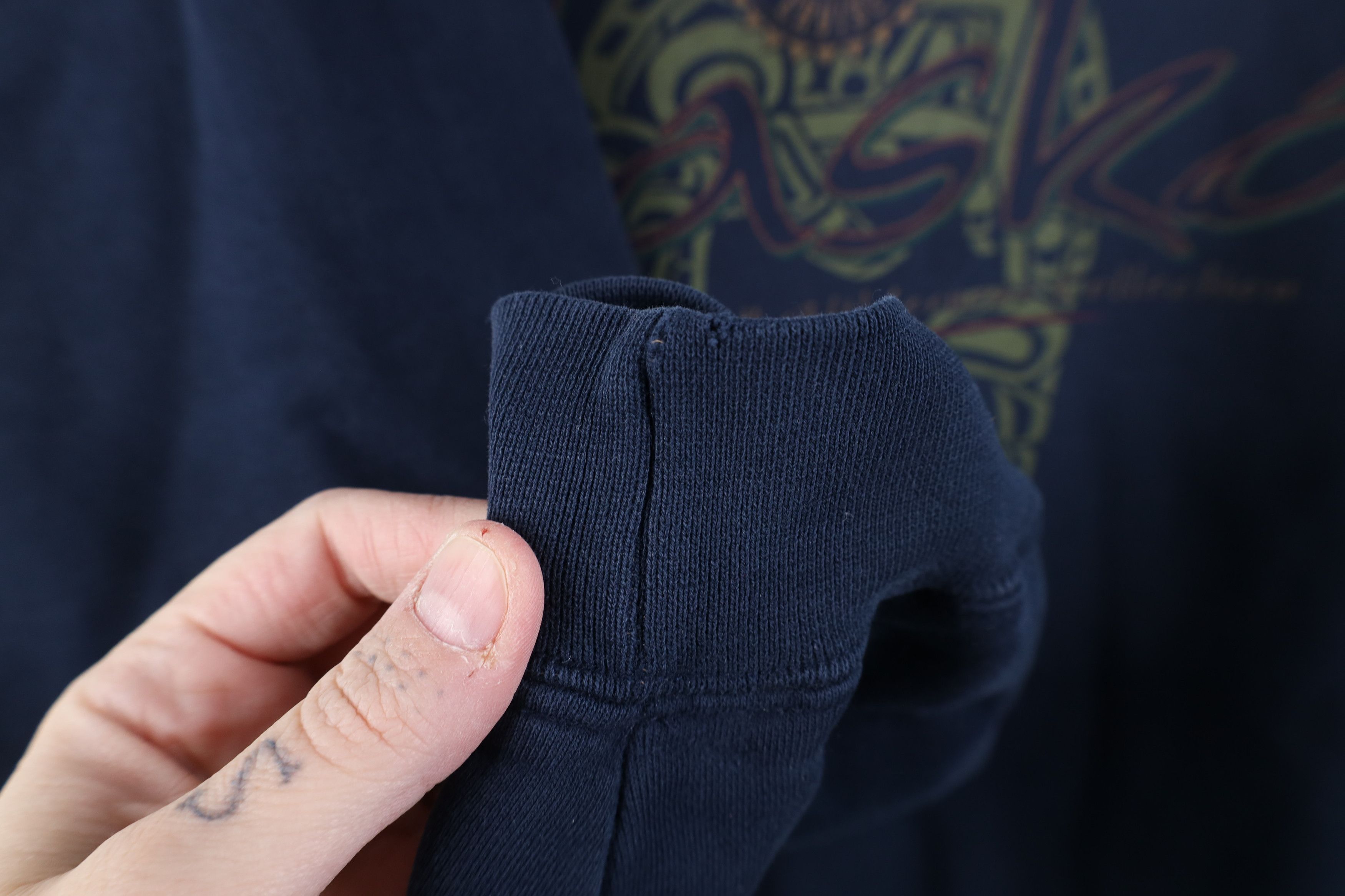 Vintage Vintage 90s Streetwear Alaska Turtleneck Sweatshirt Blue Size XL / US 12-14 / IT 48-50 - 8 Thumbnail