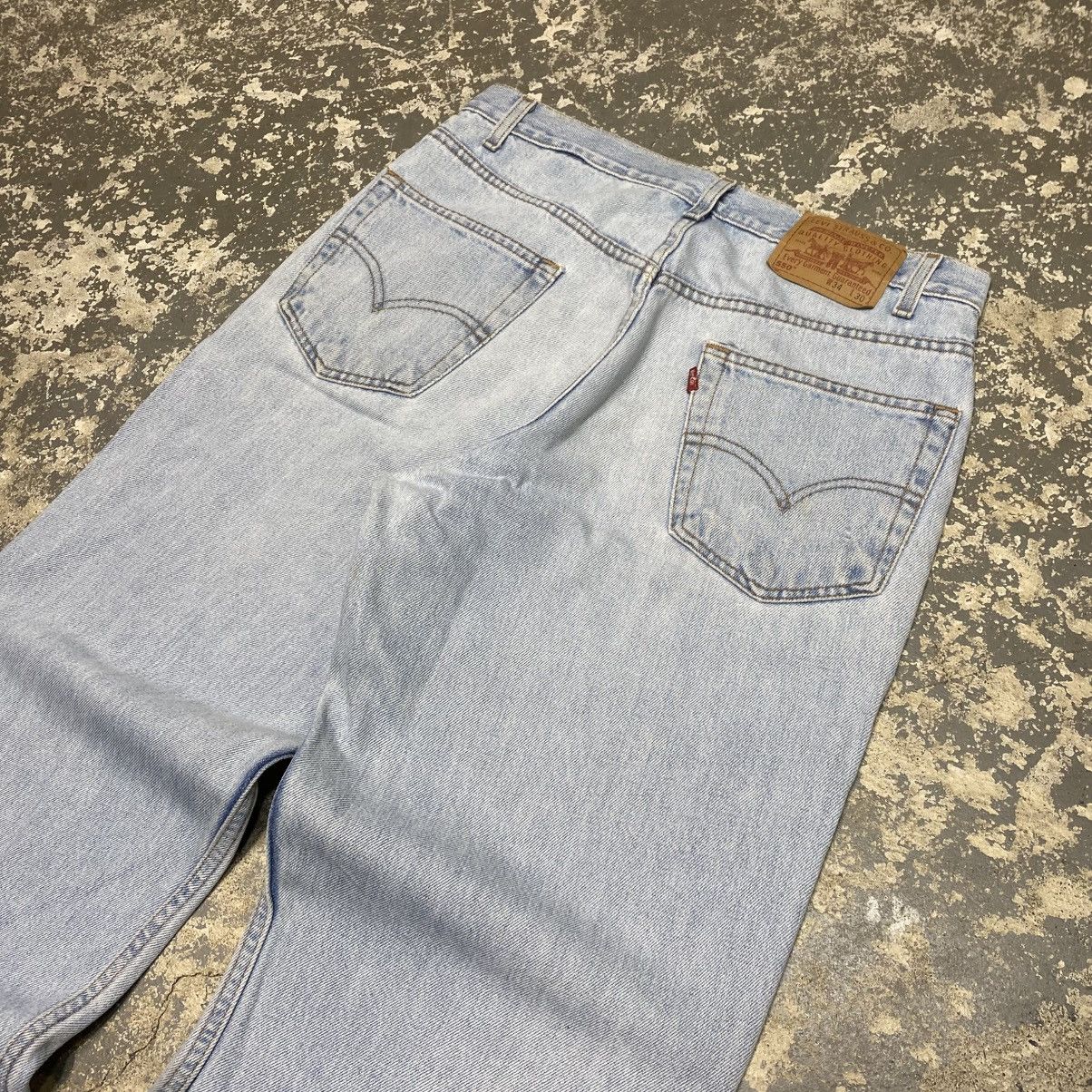 Japanese Brand × Levi's × Vintage Vintage Levis 550 Light Wash Relaxed Fit Denim Jeans 90s Size US 33 - 12 Thumbnail