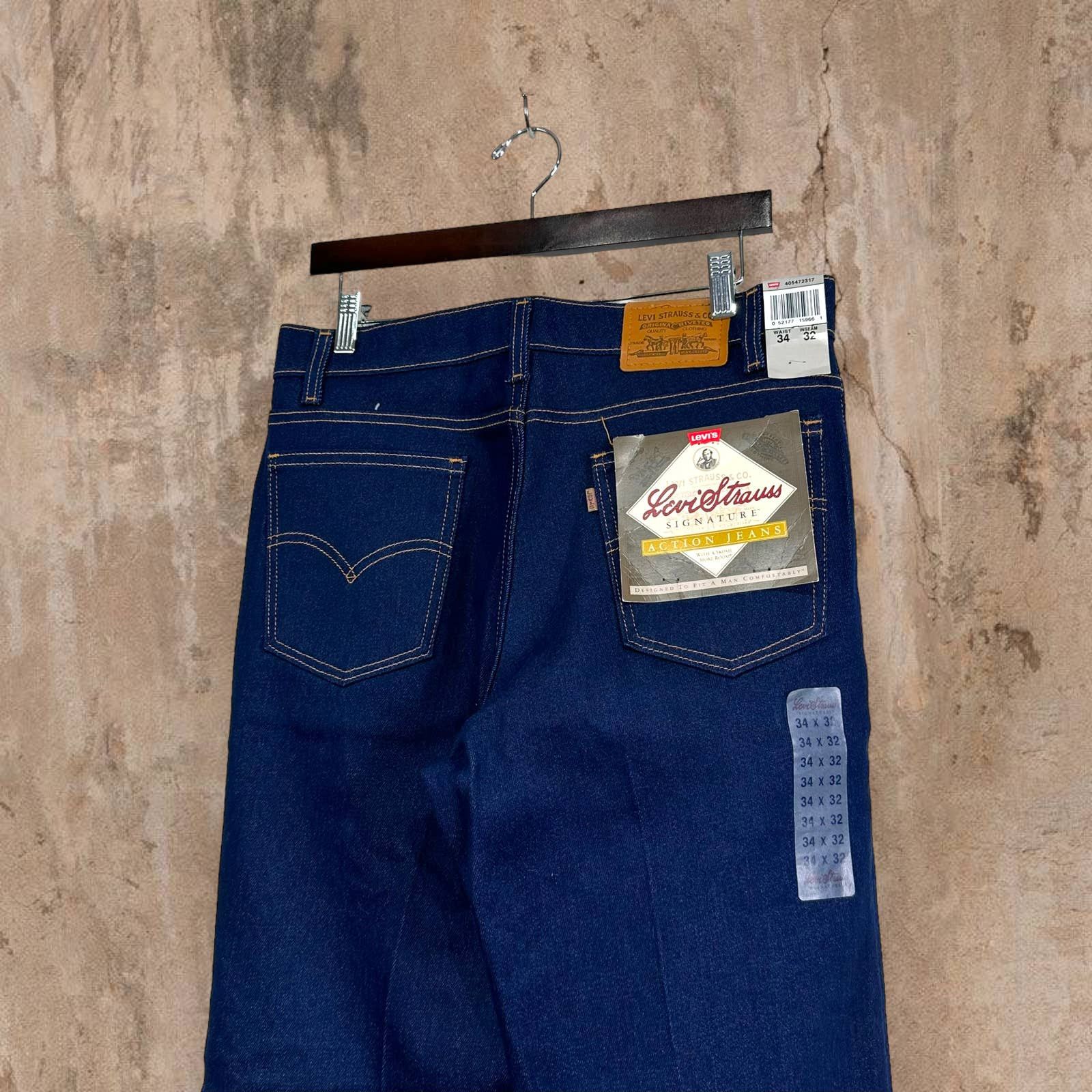 Levi's Vintage Levis Action Jeans Dark Wash Denim Brown Tab NWT 90s Size US 34 / EU 50 - 2 Thumbnail