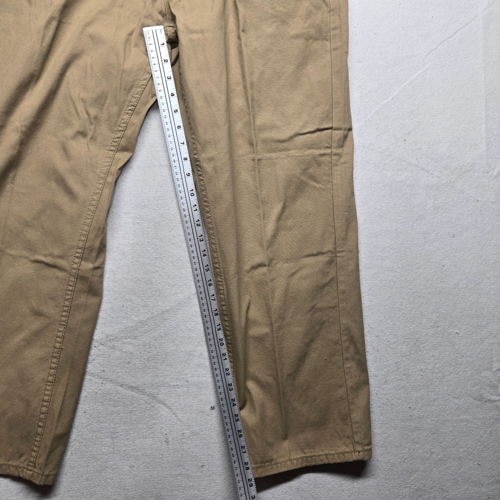 Brooks Brothers Brooks Brothers Clark Chino Pants Solid Brown Straight Men 40 X 30 Pants Brown Solid Brooks Brothers Clark Fit Advantage Chino Mens 40x30 Size US 40 / EU 56 - 6 Thumbnail