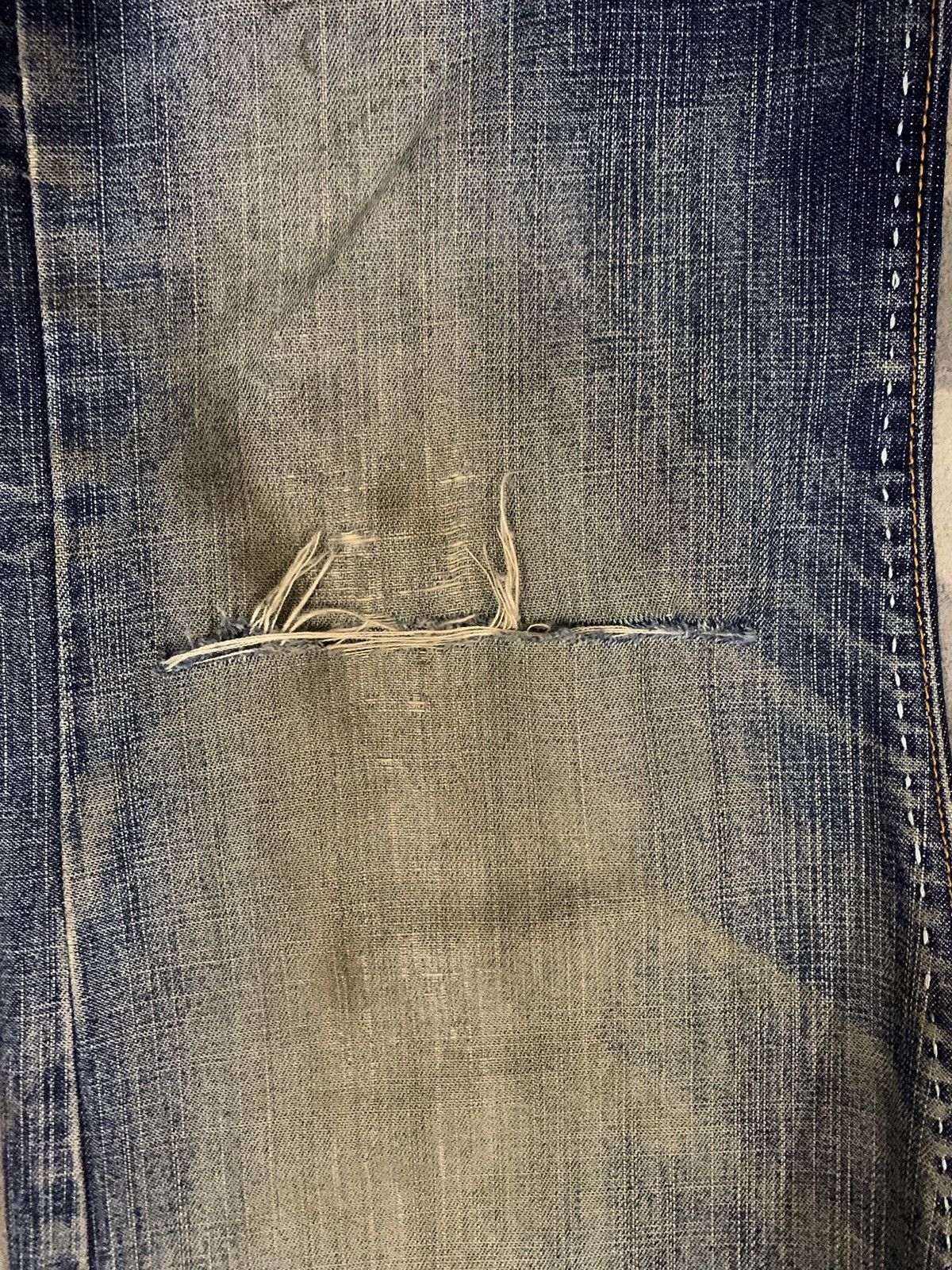 Japanese Brand Vintage Distinction Stitched Mud Wash Loose Fit Grunge Jeans Size US 30 / EU 46 - 8 Thumbnail