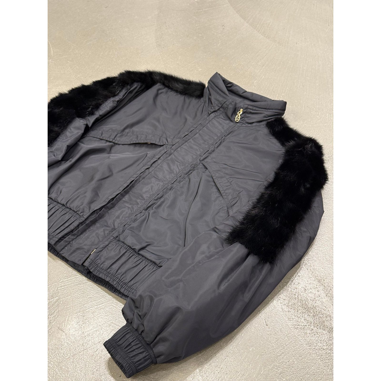 Gucci A/W2004 Gucci by Tom Ford real fur ski jacket Size XS / US 0-2 / IT 36-38 - 6 Thumbnail