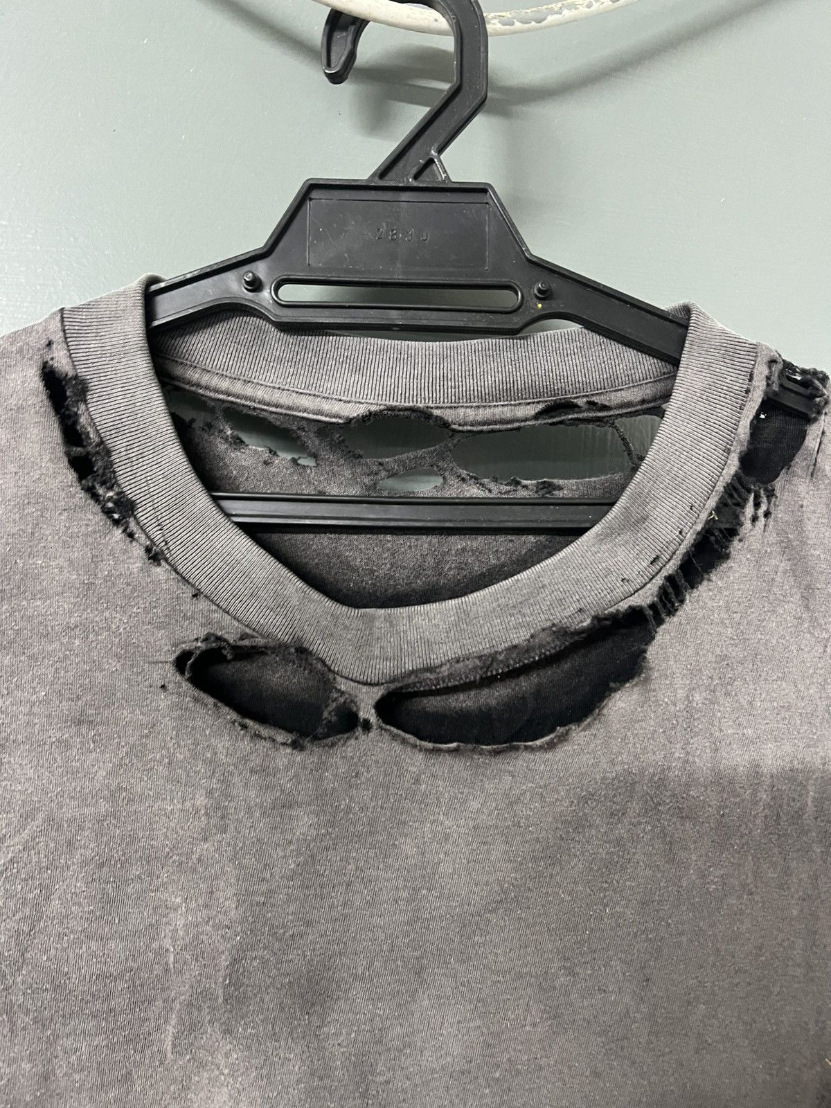 Vintage THRASHED SUN FADED ERD GRUNGE T-SHIRT Size US M / EU 48-50 / 2 - 5 Thumbnail