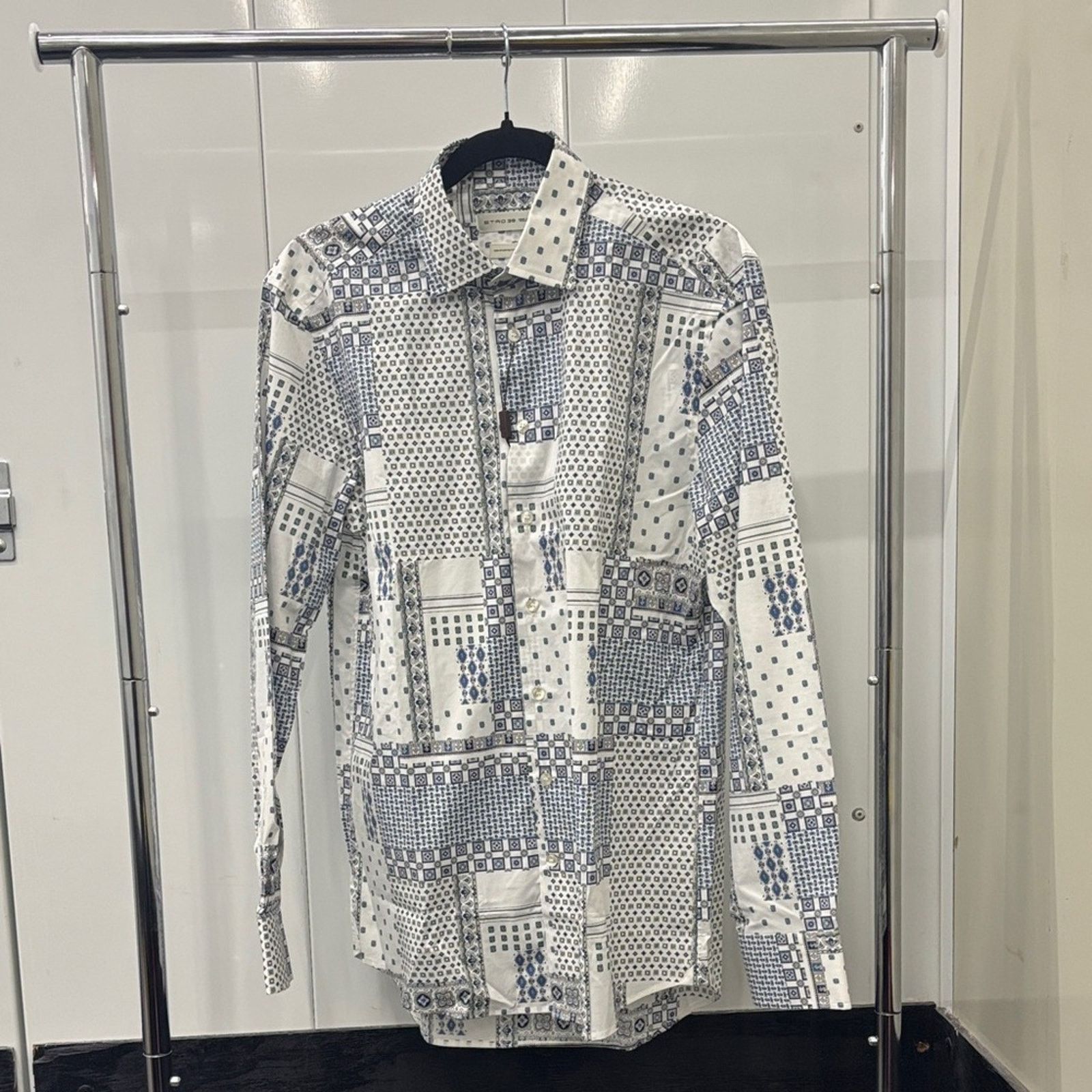 Etro Etro Geometric Blue and White Button Down Shirt Size 39 M Size US M / EU 48-50 / 2 - 1 Thumbnail
