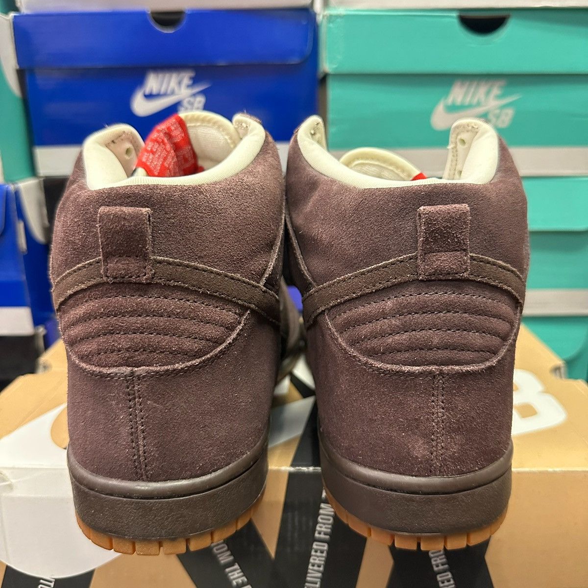 Nike Size 10.5 - Nike SB Dunk High Pro 'Budweiser' 305050-220 Size US 10.5 / EU 43-44 - 3 Thumbnail