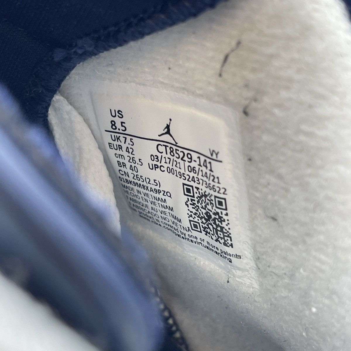 Jordan Brand Air Jordan 6 midnight navy Size US 8.5 / EU 41-42 - 8 Thumbnail
