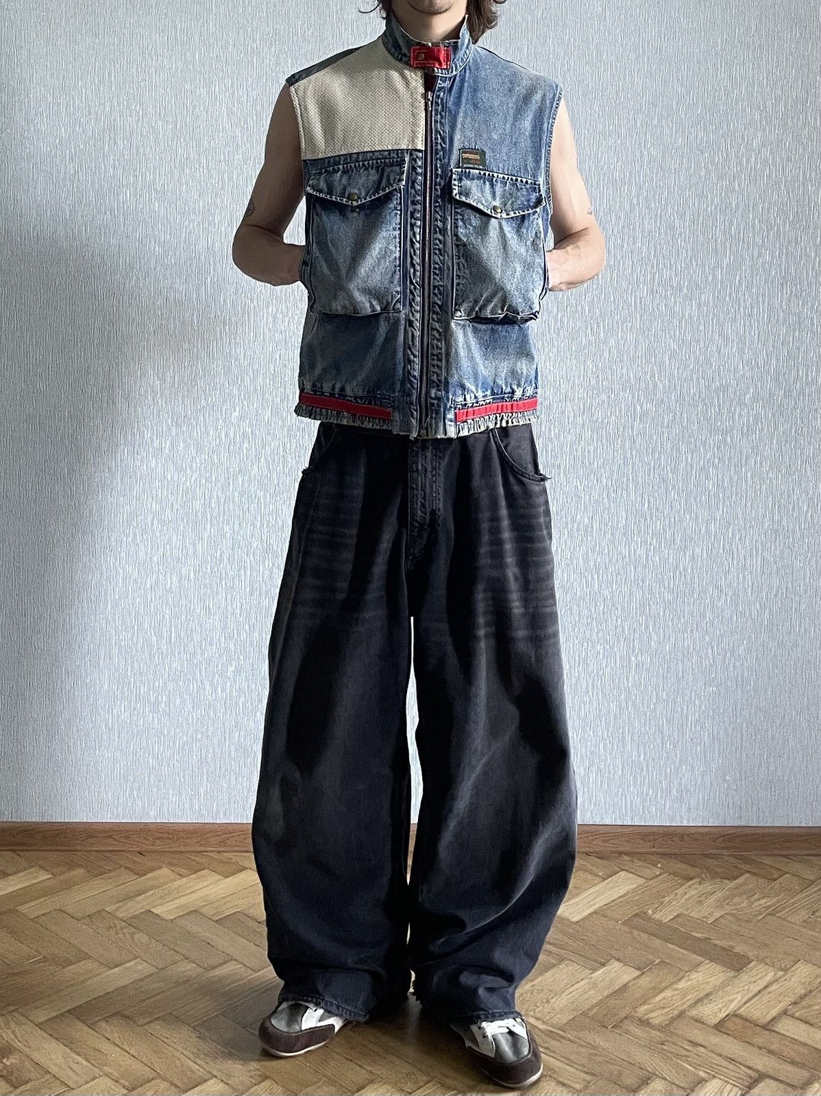 Vintage 1970s Leather Vest On Riri Zipper, Stonewashed Denim- Wescot Size US L / EU 52-54 / 3 - 5 Thumbnail