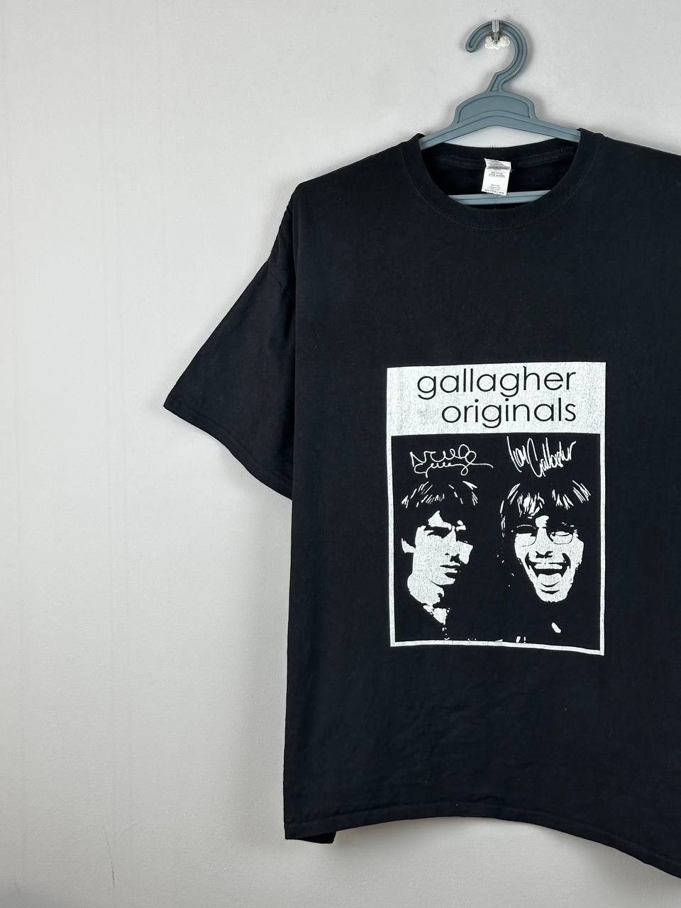 Band Tees Vintage Liam Gallagher Oasis Band Brit rock T Shirt Rare Size US XXL / EU 58 / 5 - 2 Thumbnail