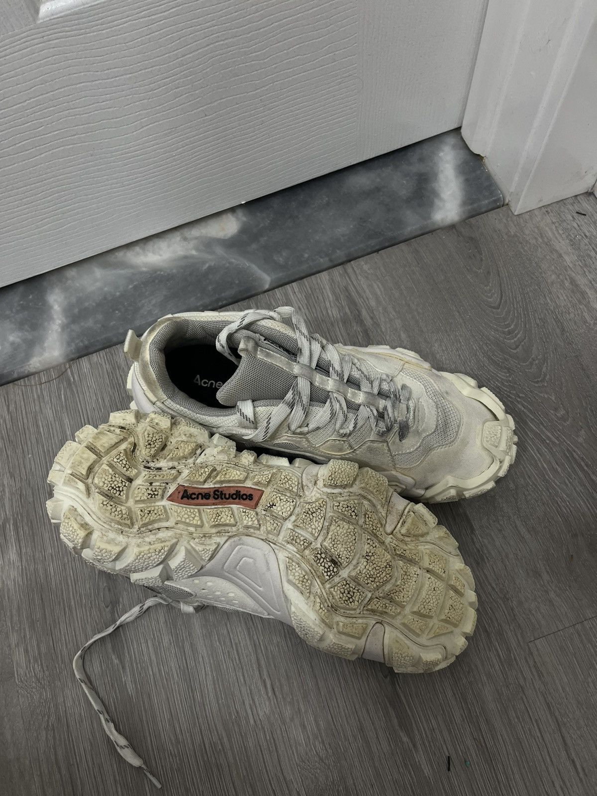 Acne Studios Boltzer M sneaker. Size 40 Size US 7 / EU 40 - 17 Thumbnail
