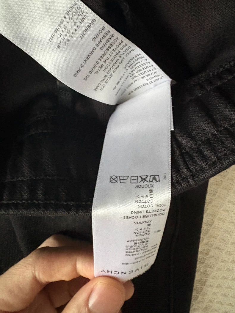 Givenchy Givenchy SizeXL Logo Shorts Size US 30 / EU 46 - 4 Thumbnail