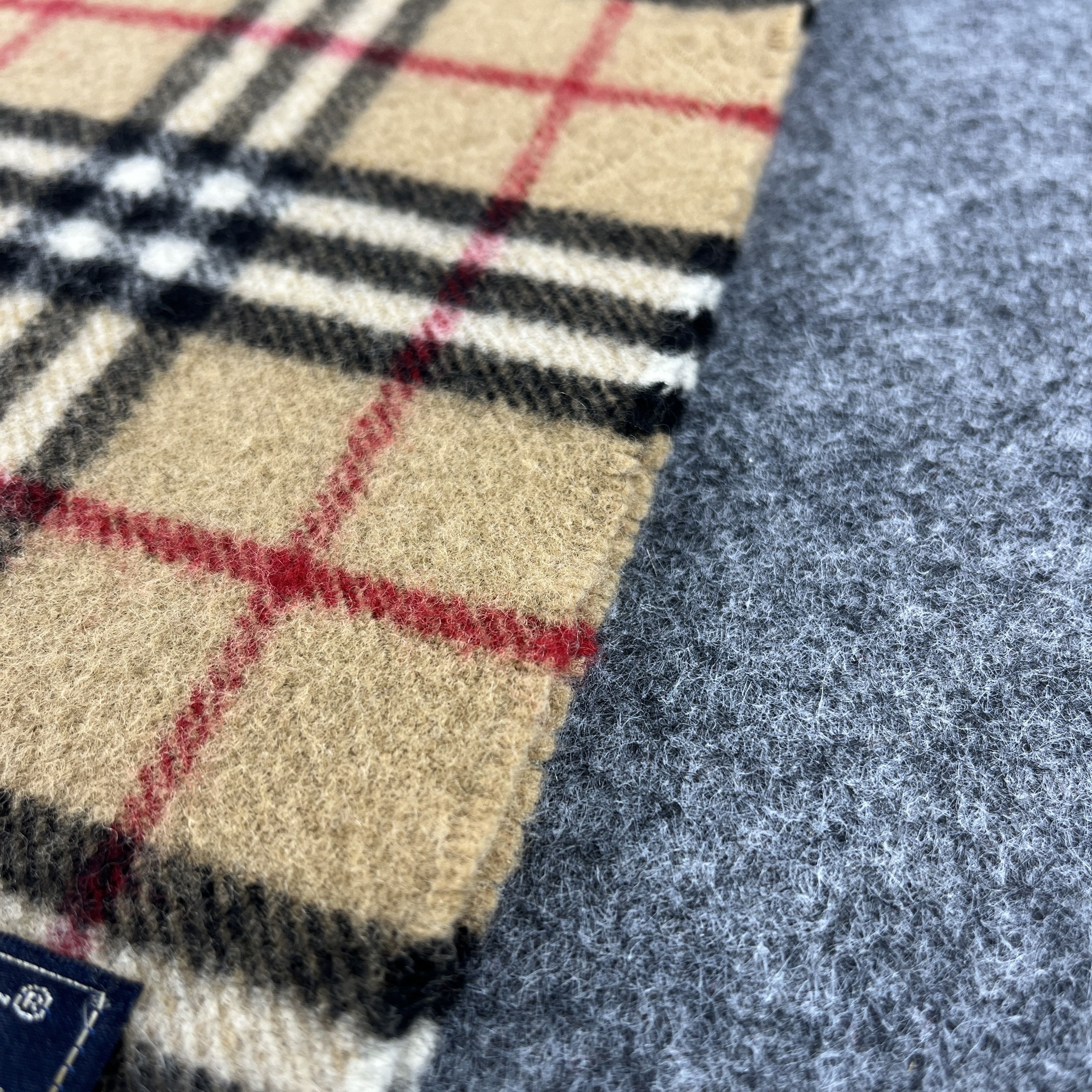 Burberry Burberrys Scarf / Muffler / Neckwear T1489 Size ONE SIZE - 8 Thumbnail