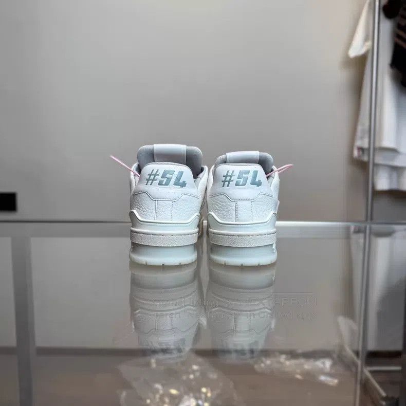 Louis Vuitton Louis Vuitton Trainer white cement shoes Size US 7 / IT 37 - 6 Thumbnail