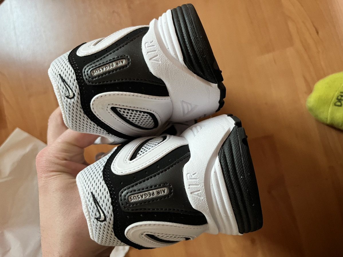 Nike NIKE AIR PEG 2K5 Size US 11 / EU 44 - 6 Thumbnail