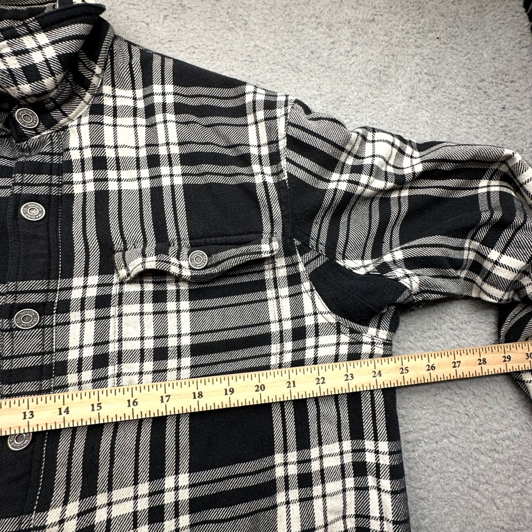 Duluth Trading Company Duluth Trading Co Button-Up Shirt Mens Large Long Sleeve Plaid Black White Pockets Lined Flannel Fleece Size US L / EU 52-54 / 3 - 6 Thumbnail