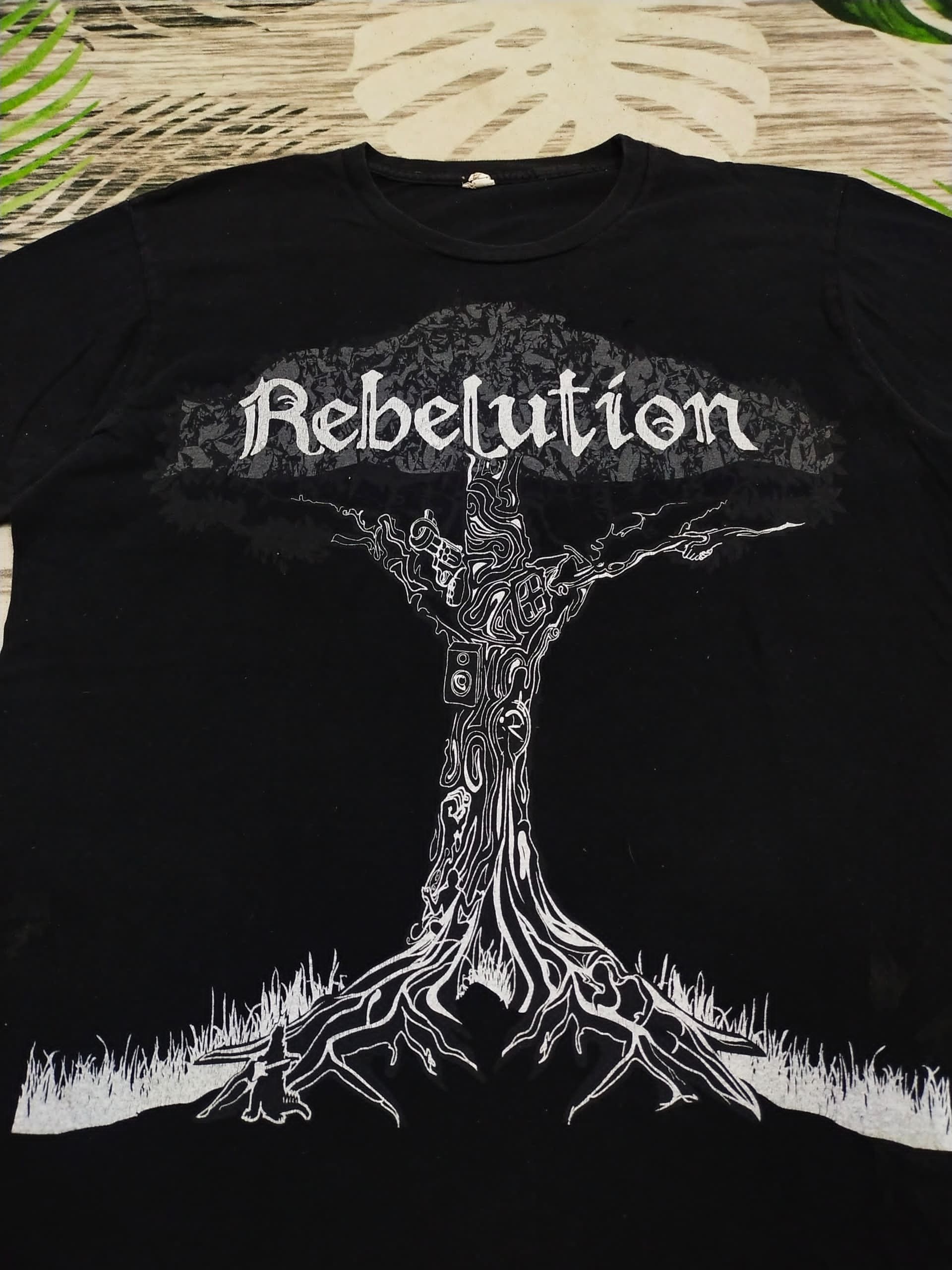 Band Tees Vintage Rebelution Ska rock band tee affliction style design Size US L / EU 52-54 / 3 - 5 Thumbnail