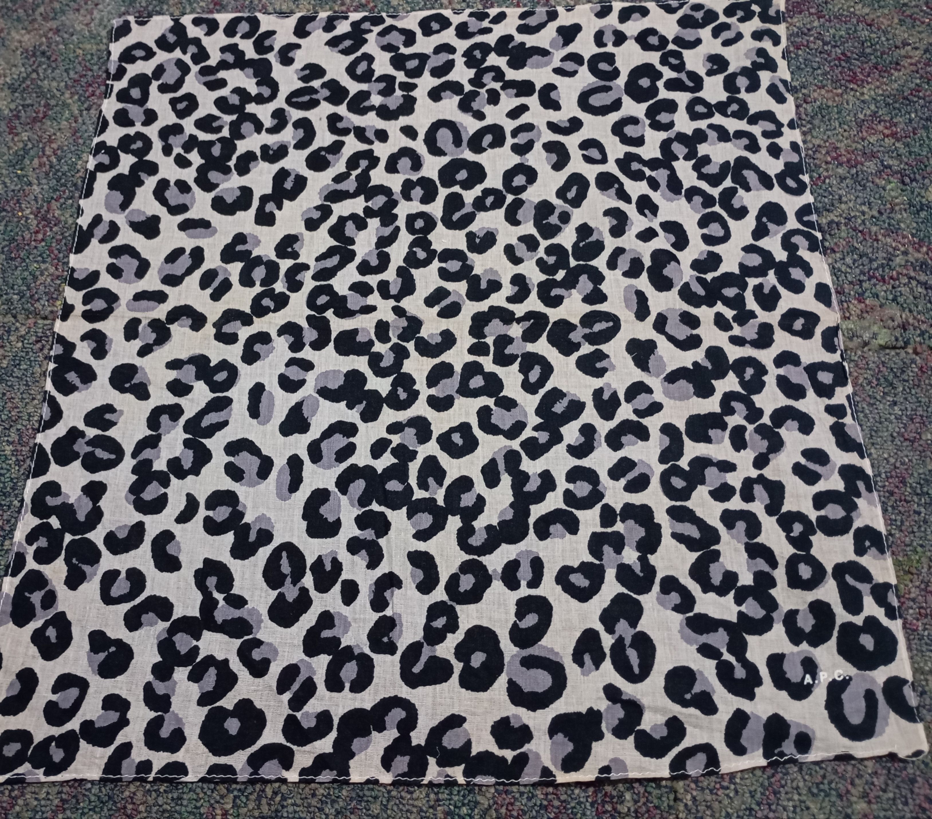 A.P.C. APC France Handkerchief Bandana Size ONE SIZE - 1 Thumbnail