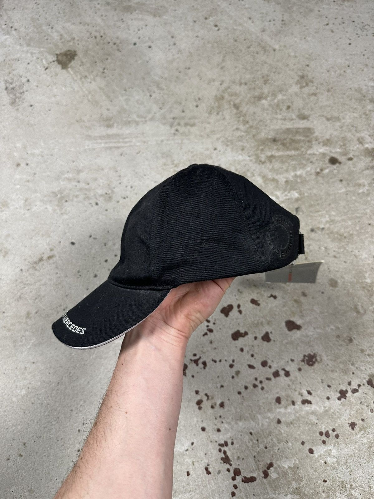 Mercedes-Benz Vintage Y2K Lewis Hamilton F1 McLaren Mercedes Hat Cap Size ONE SIZE - 6 Thumbnail
