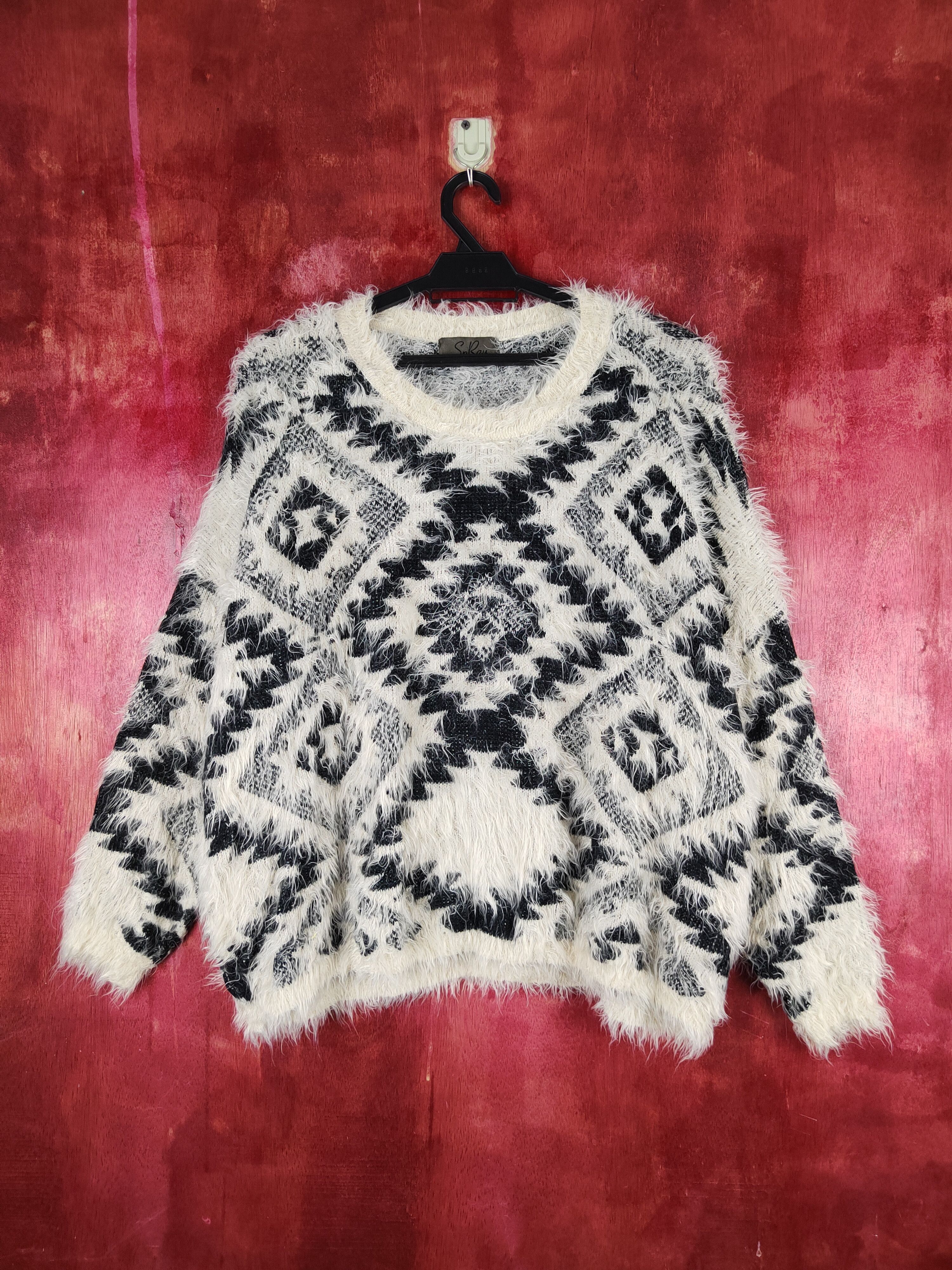 Japanese Brand × Vintage Art Design 💥 Spray Black Cream Fur Mohair Knitwear Size XL / US 12-14 / IT 48-50 - 1 Thumbnail