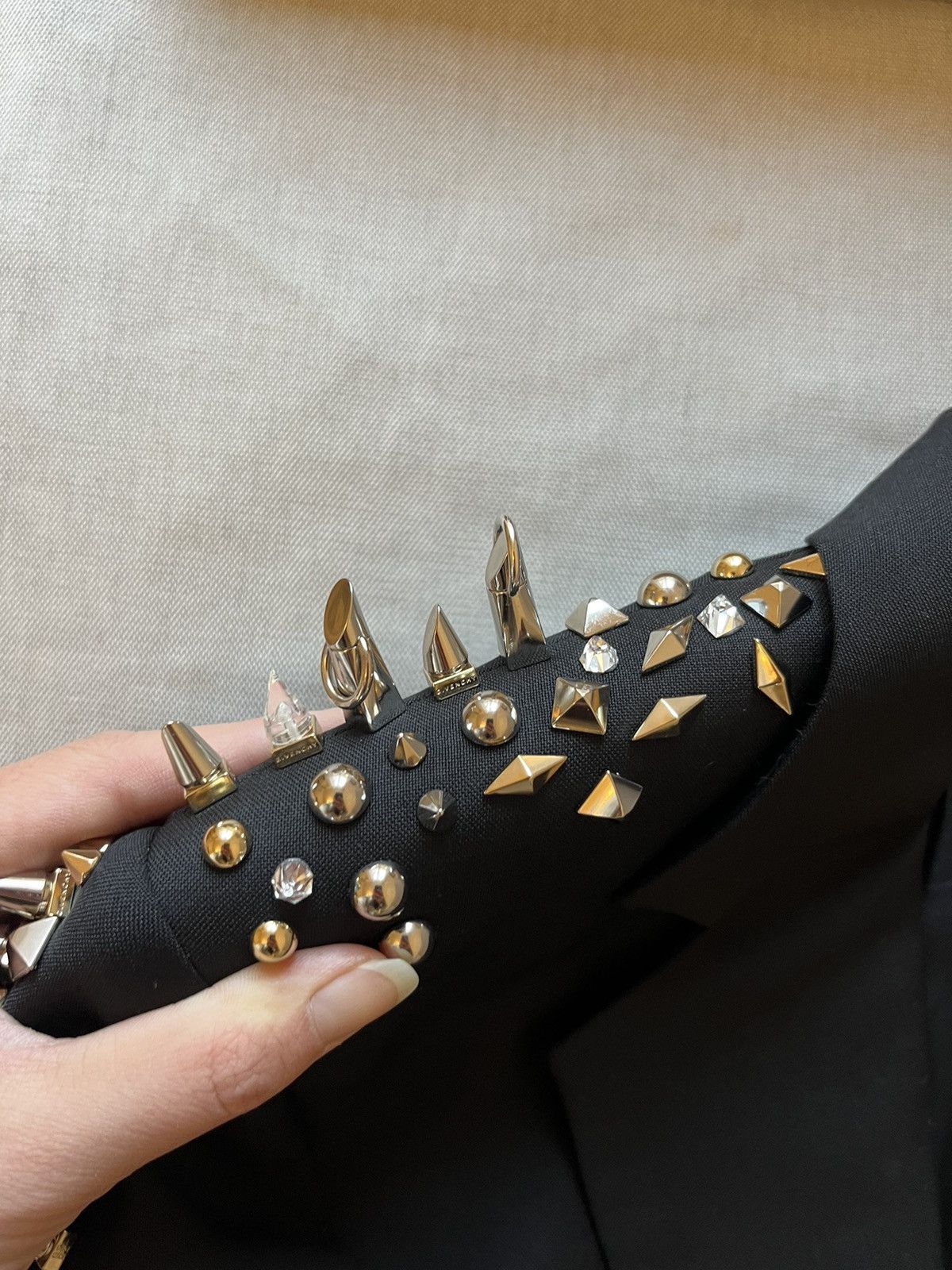 Givenchy Givenchy spike limited tailored blazer Size XS / US 0-2 / IT 36-38 - 16 Thumbnail