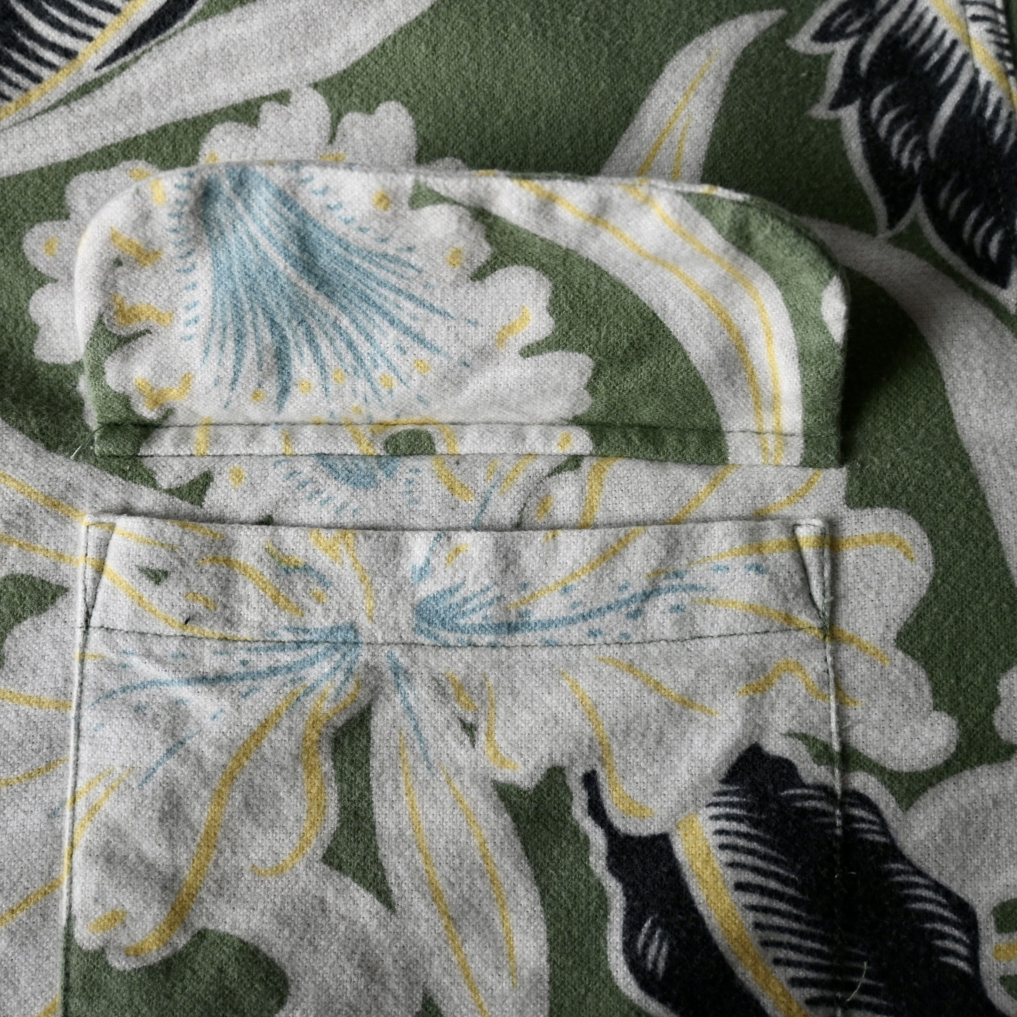 Sun Surf SUN SURF oriental botany flannel Hawaiian shirt, size L Size US L / EU 52-54 / 3 - 14 Thumbnail