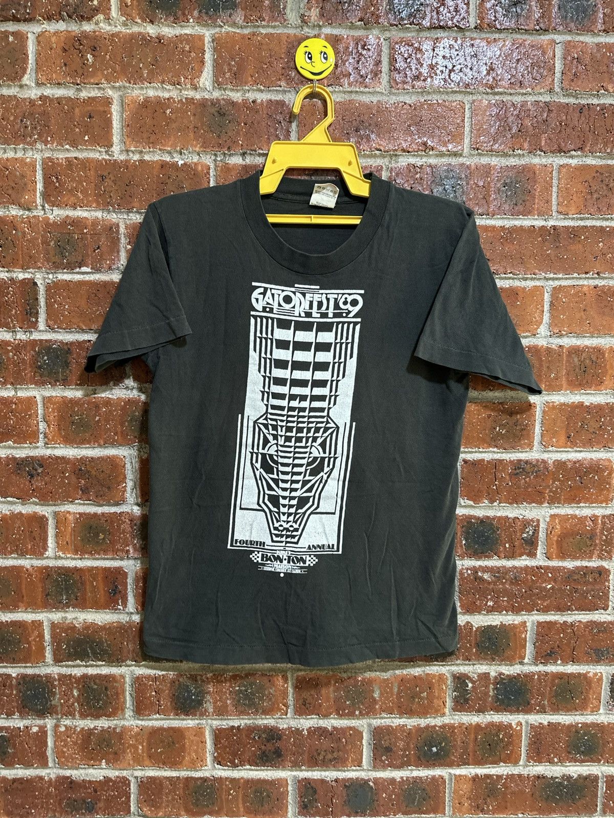 Band Tees × Fruit Of The Loom × Vintage Vintage Gator Fest’89 Kiki’s Bon Ton Maison Faded Tee Size US S / EU 44-46 / 1 - 1 Thumbnail