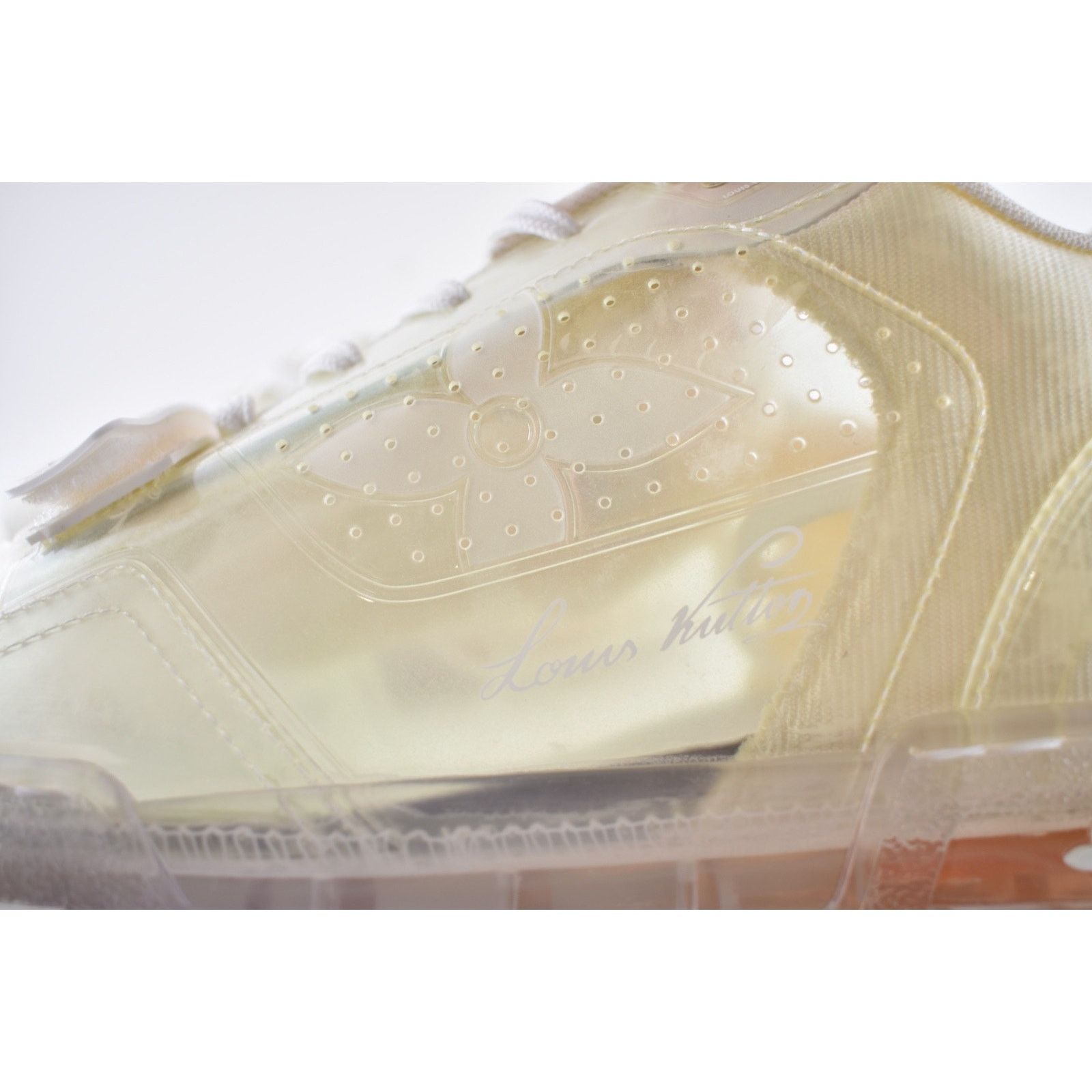Louis Vuitton Louis Vuitton Transparent Clear PVC Strap Low Top Trainer Size US 9 / EU 42 - 16 Thumbnail