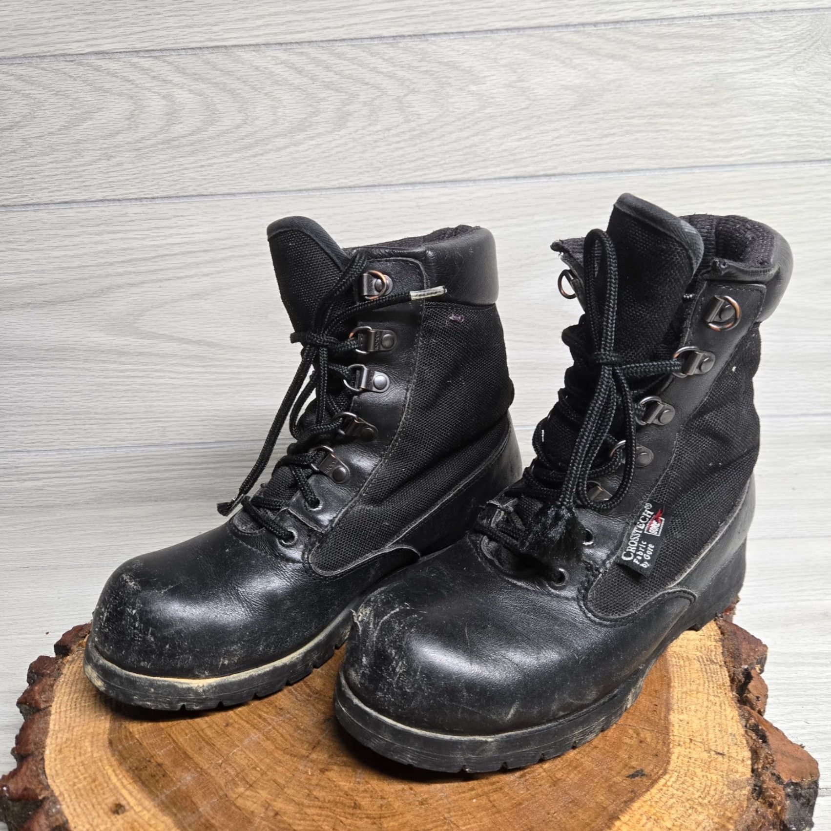 Vintage Rocky Black Insulated Hiking Boot Adult Women's Size 8M - Ankle, Round Toe, Lace Up, Outdoor Size US 8 / IT 38 - 2 Thumbnail