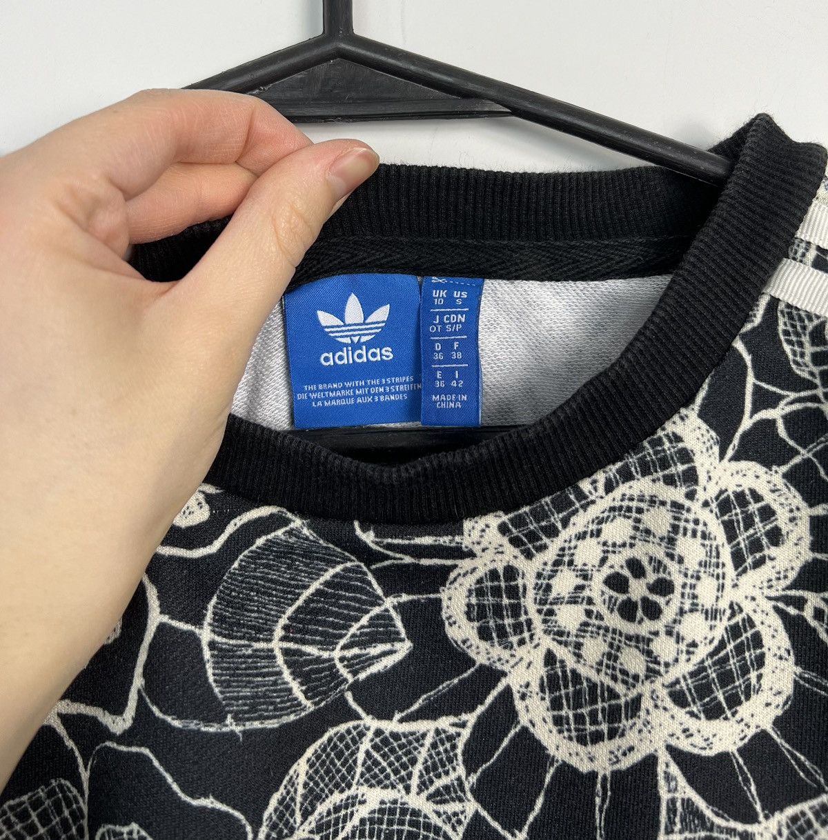 Adidas Sweatshirt Adidas Florido Patterns Logo Size S / US 4 / IT 40 - 3 Thumbnail