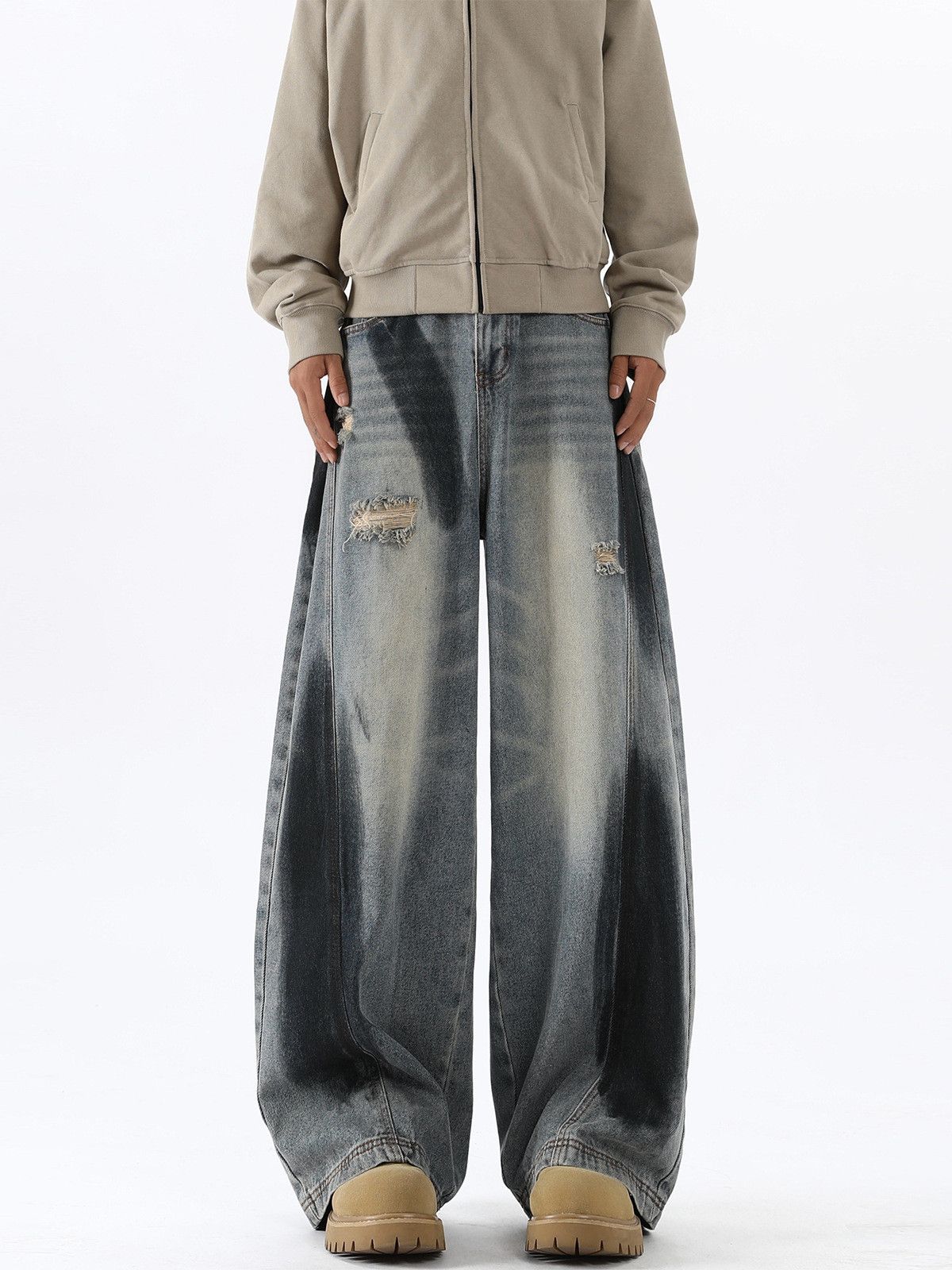 Japanese Brand Men's American Splatter-Paint Distressed Curved-Leg Jeans Size US 32 / EU 48 - 1 Thumbnail