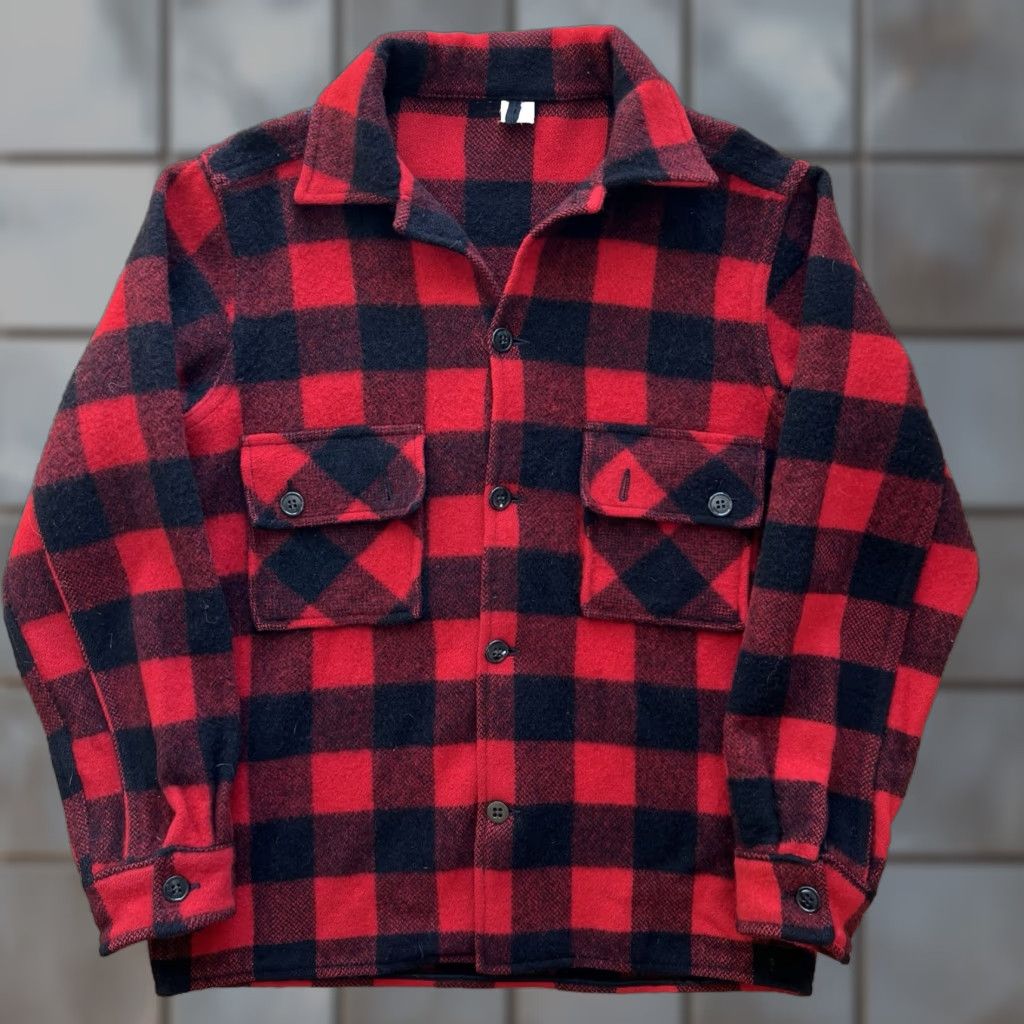 Vintage VINTAGE Fashion Wagon Heavy Wool Flannel Red Buffalo Plaid 70s Workwear Shirt M Mens Western Cowboy Button-Up Size US M / EU 48-50 / 2 - 1 Thumbnail