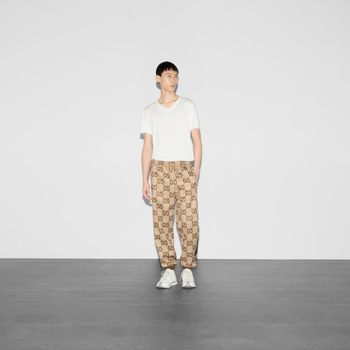 Gucci o1s1wg110725 Jumbo GG Jogging Pant With Web in Multicolor Size US 38 / EU 54 - 2 Thumbnail