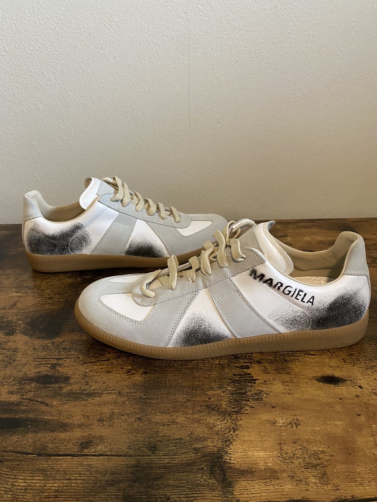 Maison Margiela END. x Maison Margiela 22 Replica 'Graffiti’ Size US 11 / EU 44 - 3 Thumbnail