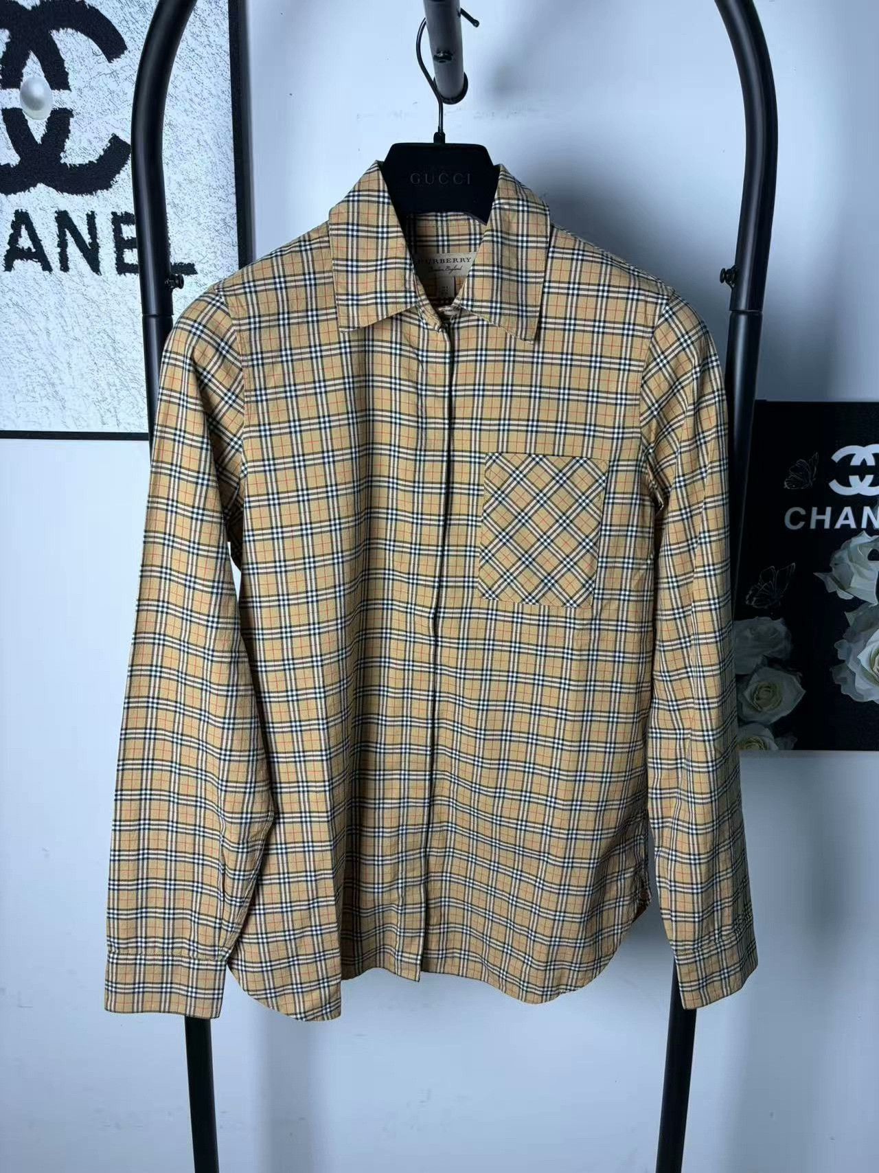 Burberry Burberry Plaid White Shirt m Men Size US M / EU 48-50 / 2 - 1 Thumbnail