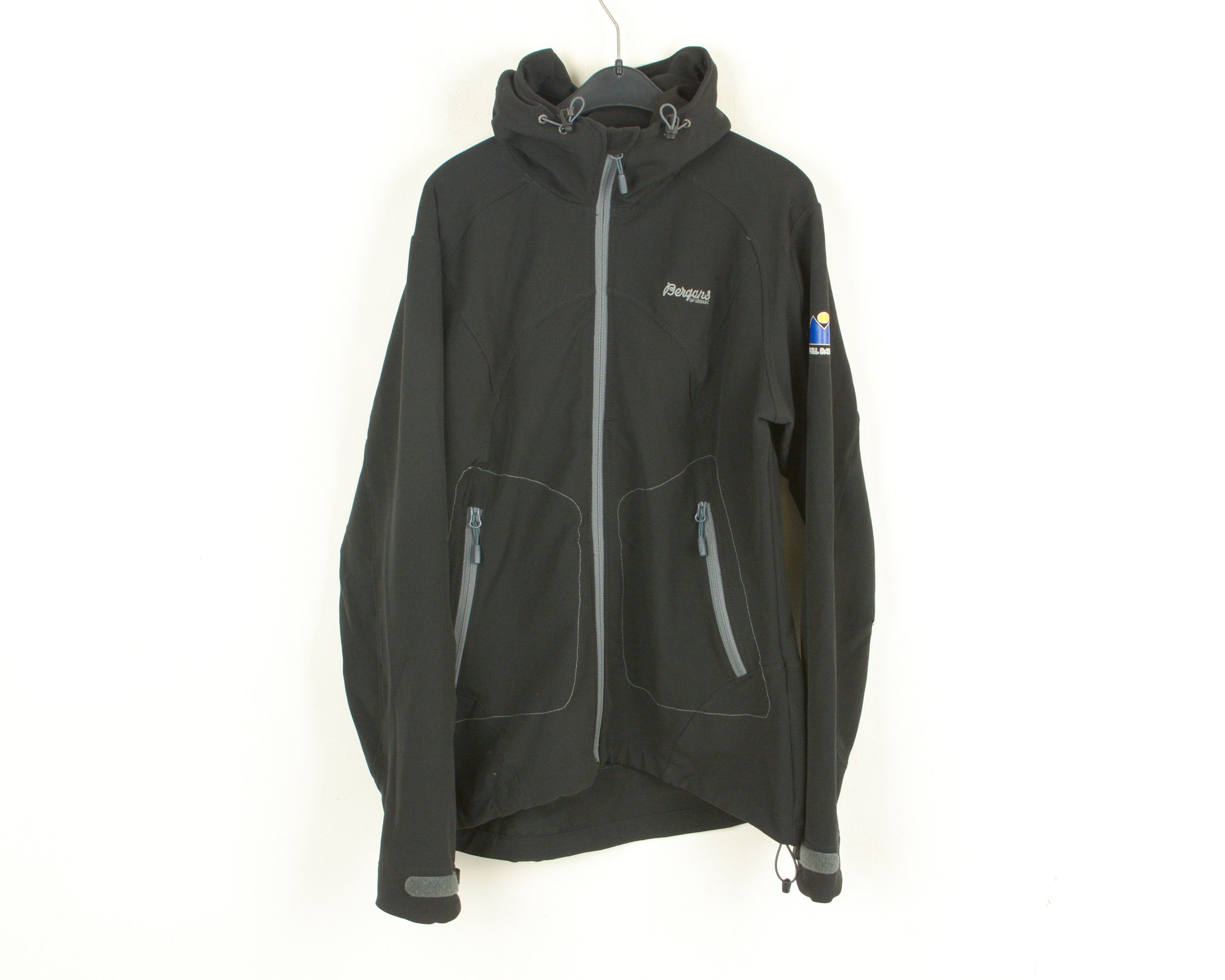 Bergans of Norway 1559 Kjerag Women M Jacket Coat Hooded Lightweight Size M / US 6-8 / IT 42-44 - 1 Thumbnail