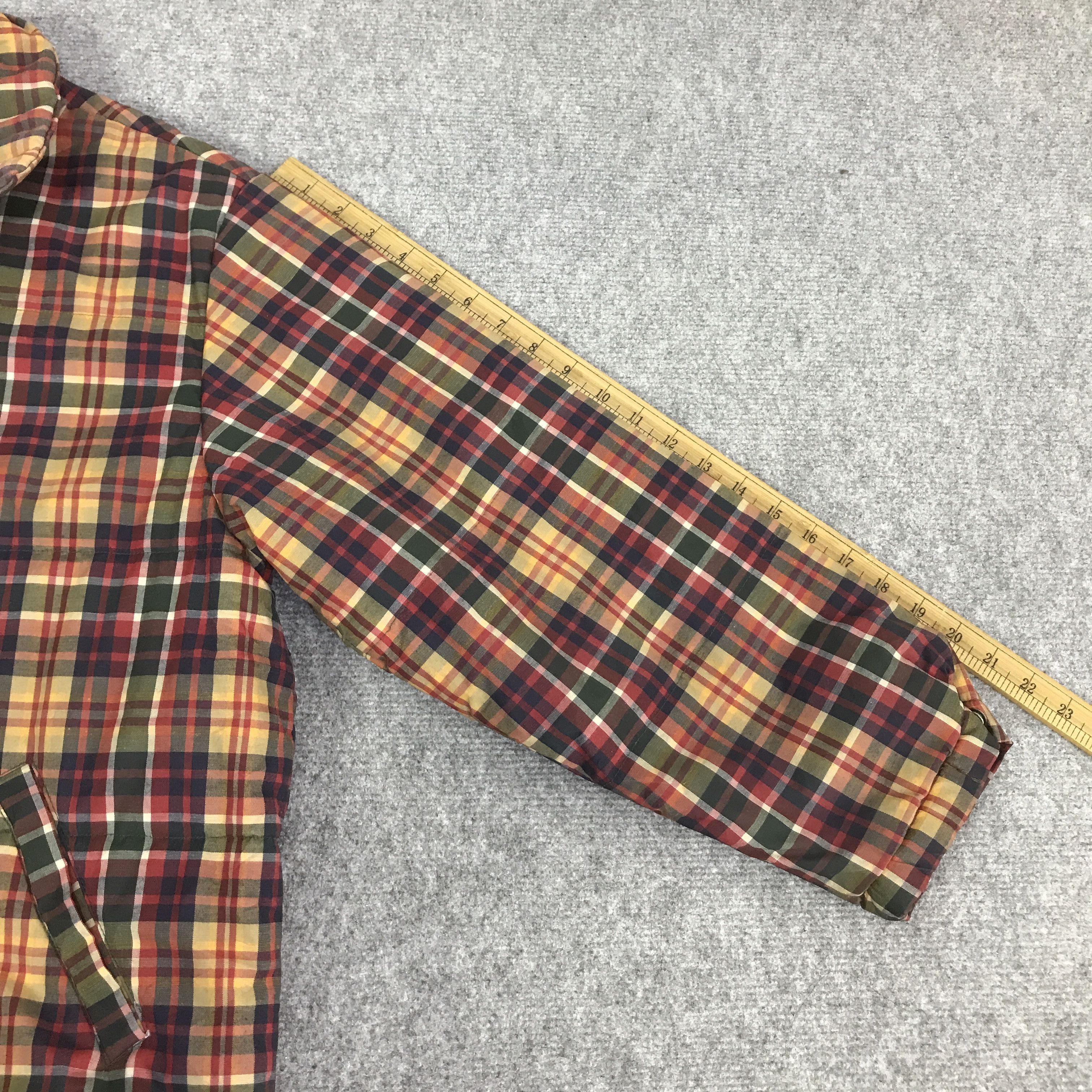 United Colors Of Benetton TARTAN UNITED COLOURS OF BENETTON QUILTED JACKET K84B1 Size US L / EU 52-54 / 3 - 6 Thumbnail