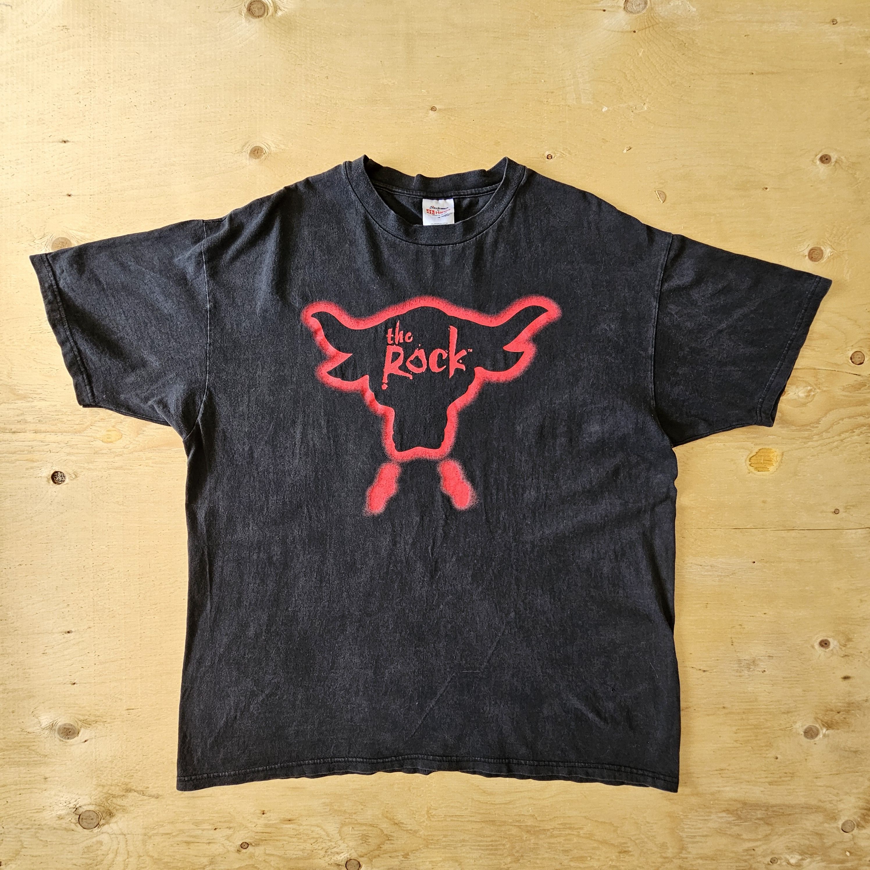 Vintage 1999 WWF Smell What The Rock Is Cookin tee shirt