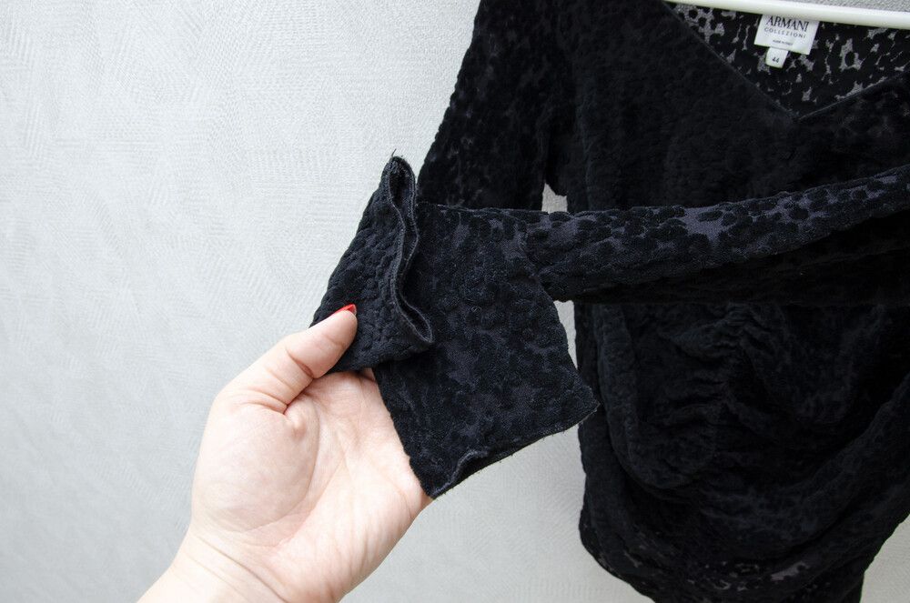 Armani Collezioni Blouse Armani Collezioni. italy. size 44 Size XS / US 0-2 / IT 36-38 - 7 Thumbnail