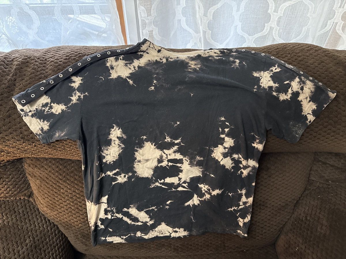 Vintage Vintage, New Old Stock, s/s tie-dye tee w/ rivets & tears! Size M / US 6-8 / IT 42-44 - 6 Thumbnail